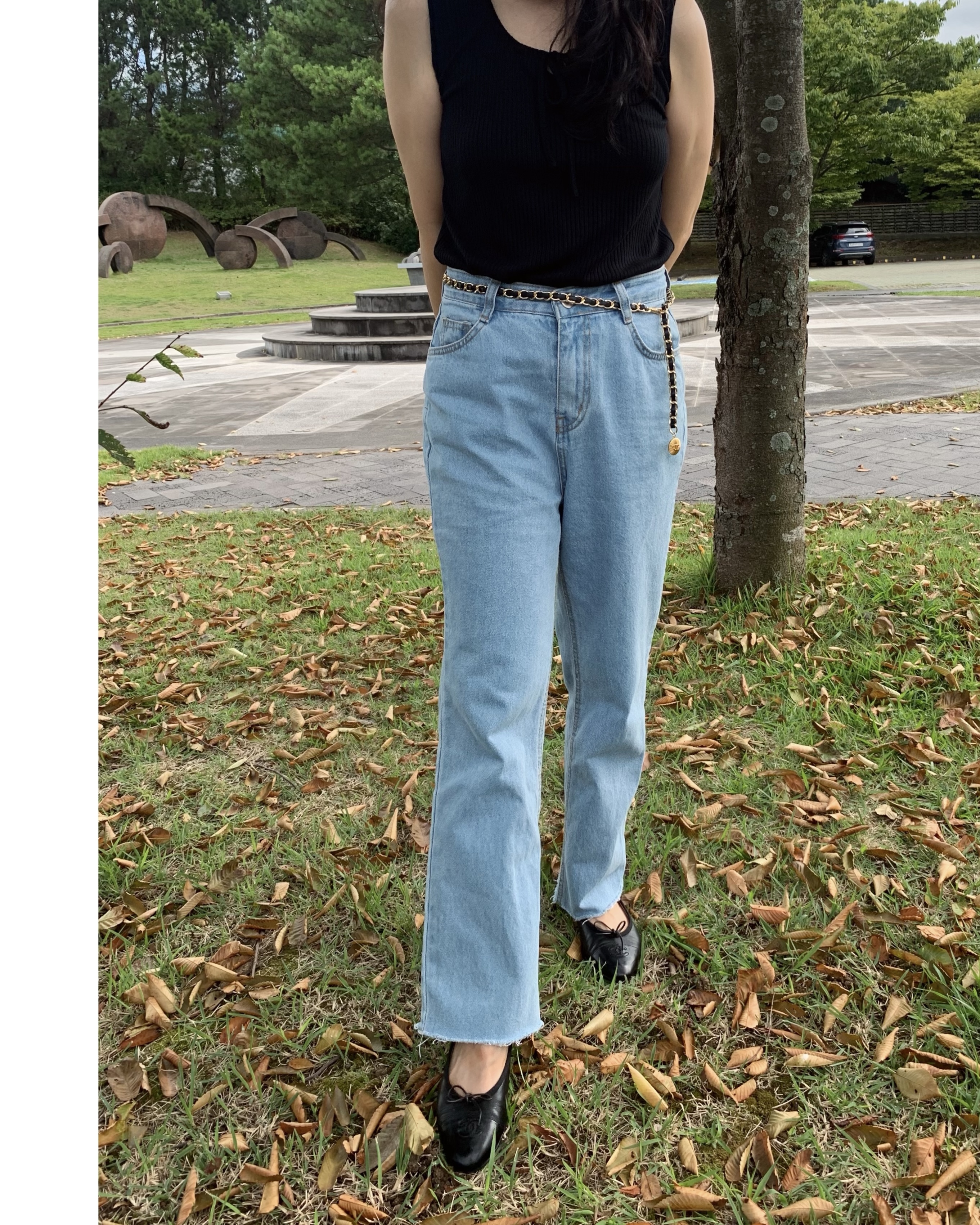 CHANEL button no.62