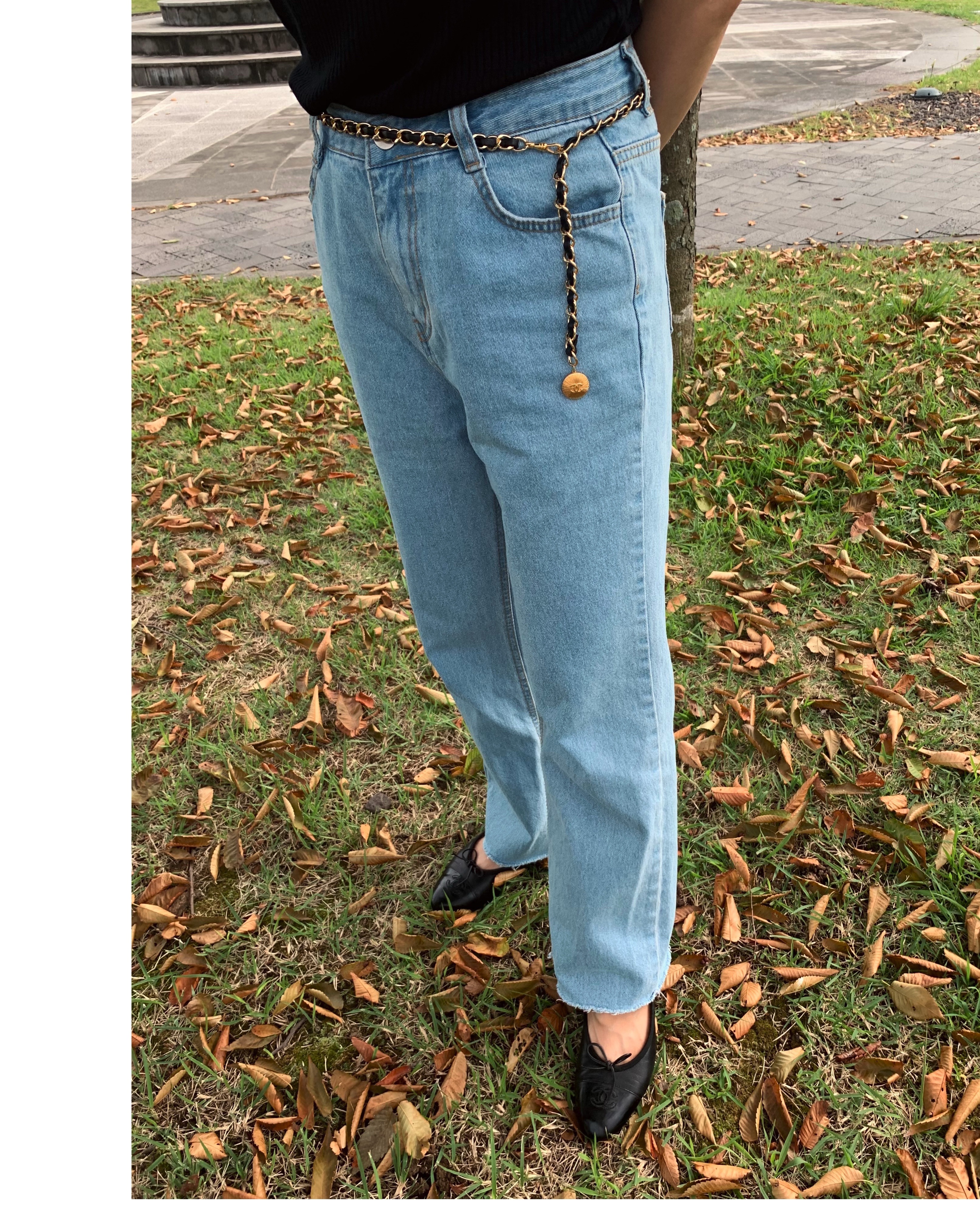 CHANEL button no.62