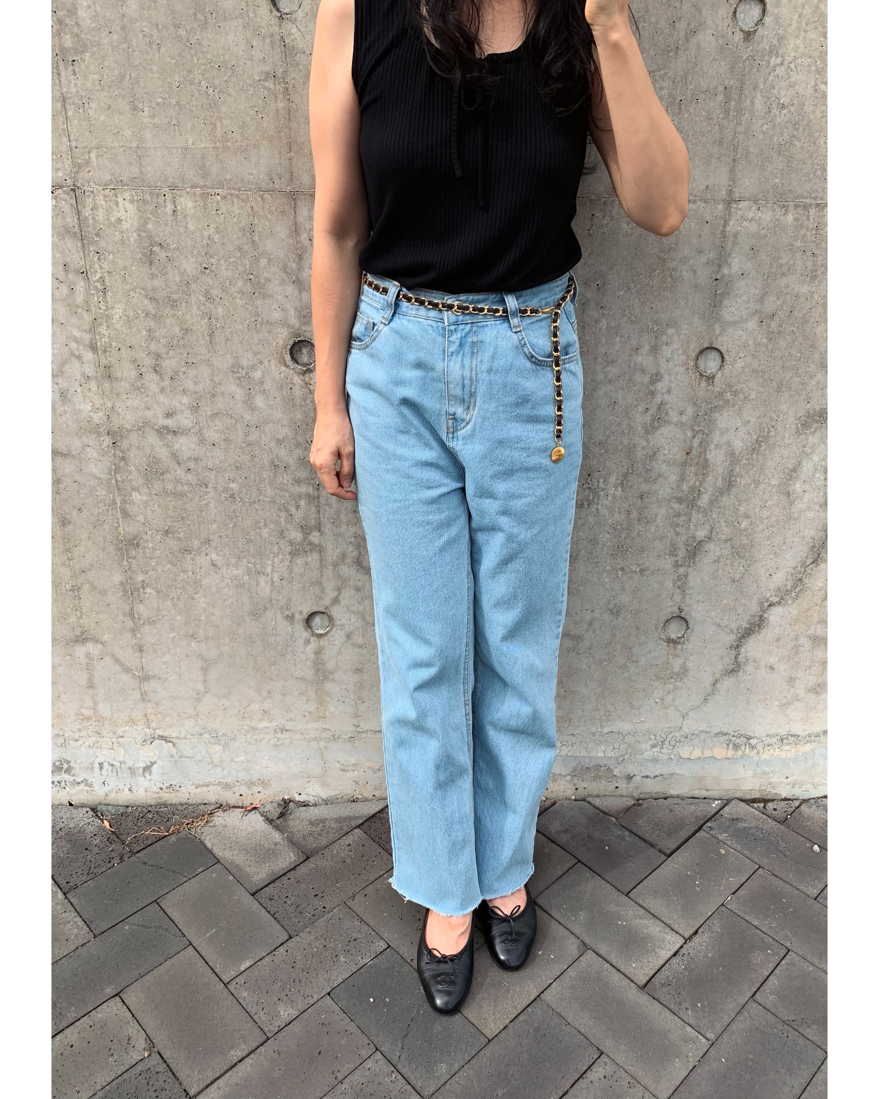 CHANEL button no.62