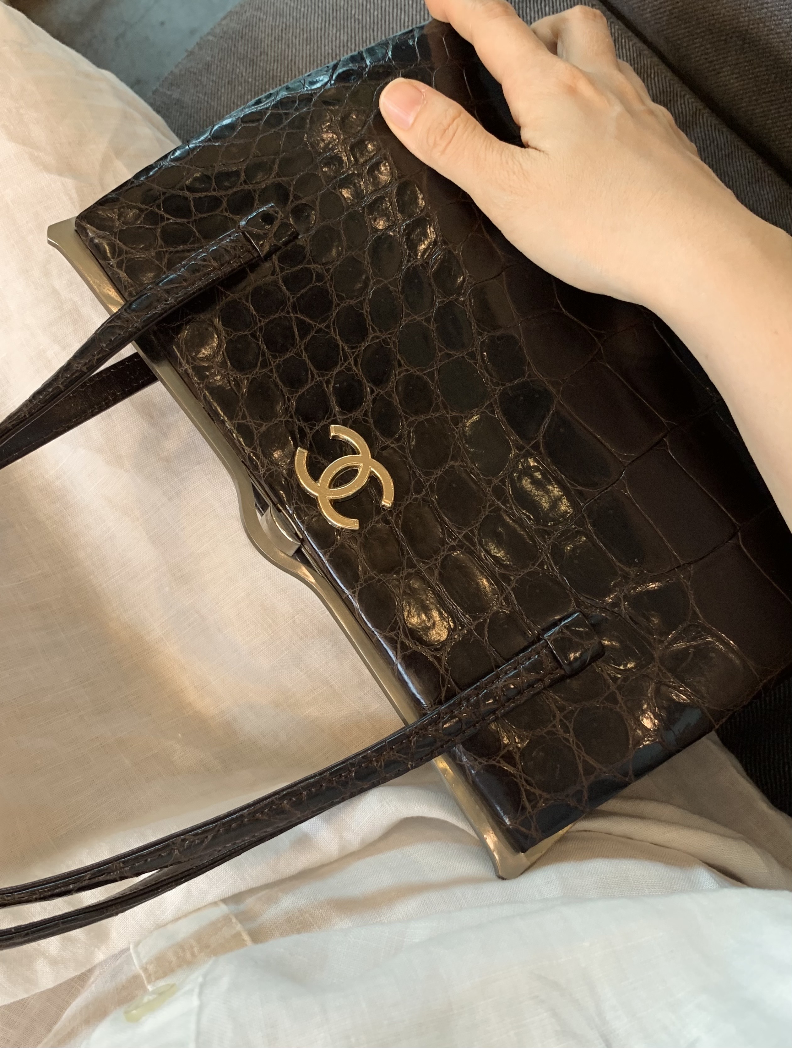 GENUINE vintage crocodile bag X CHANEL hanger CC objet no.36