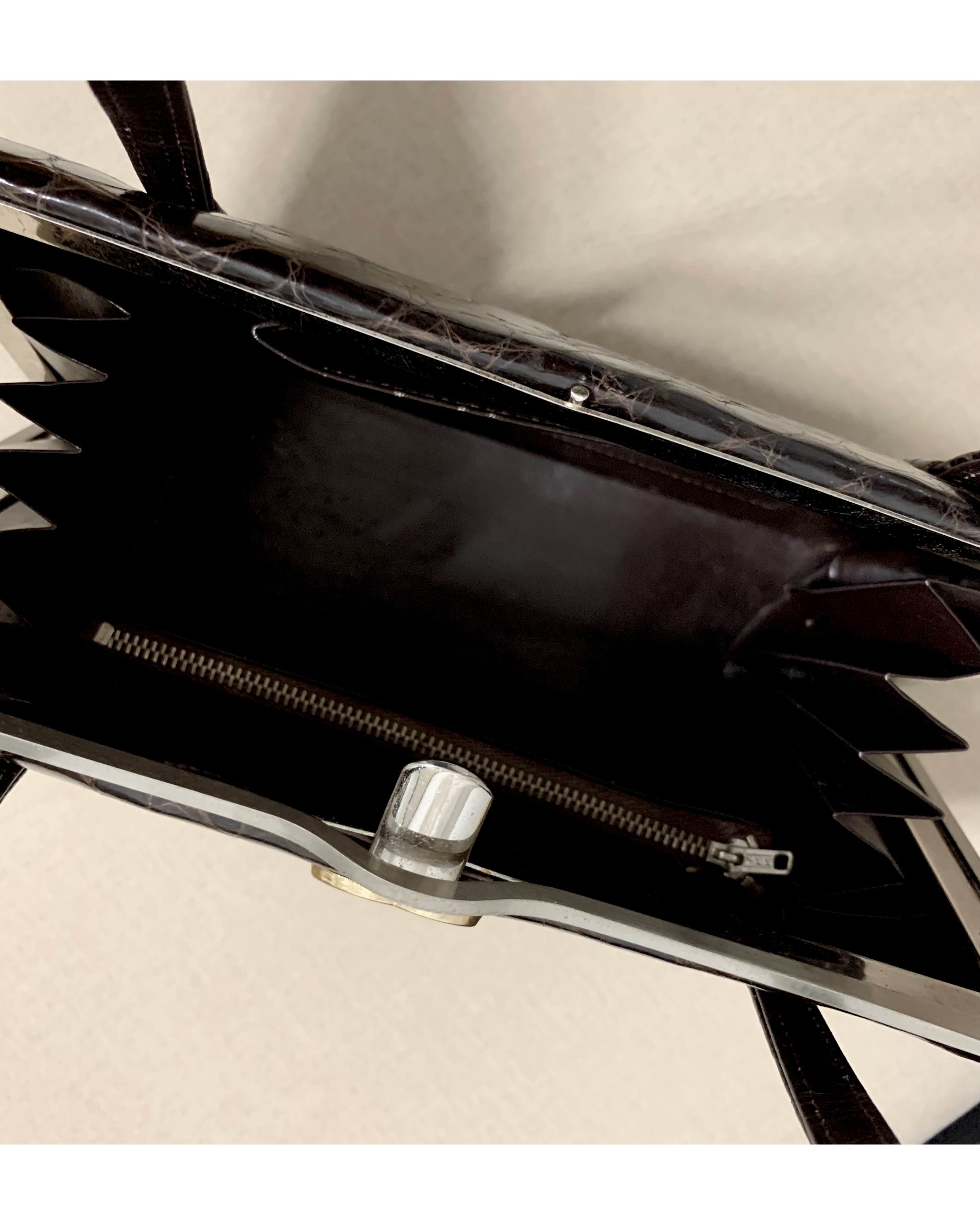 GENUINE vintage crocodile bag X CHANEL hanger CC objet no.36