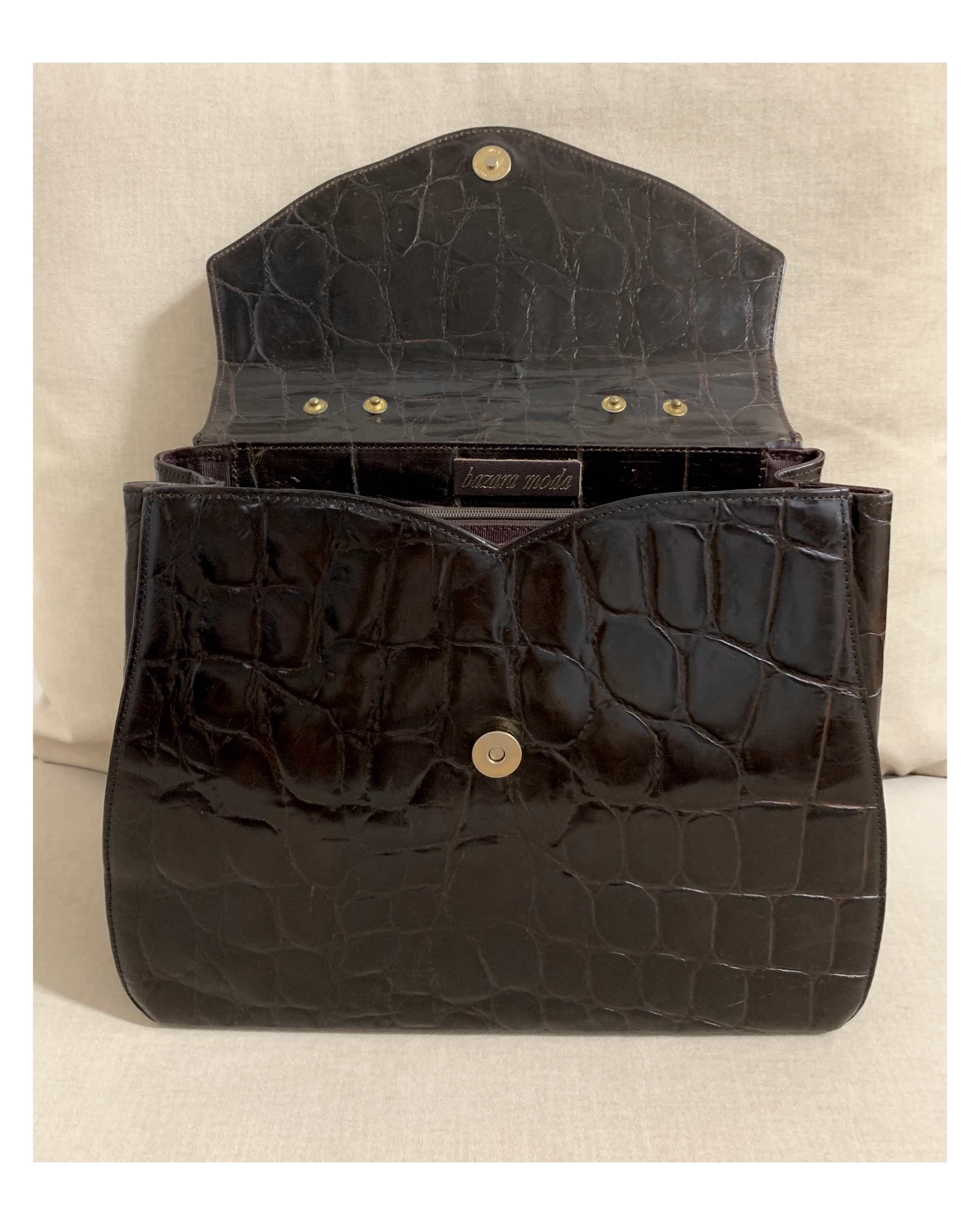 GENUINE vintage crocodile bag X CHANEL hanger CC objet no.38