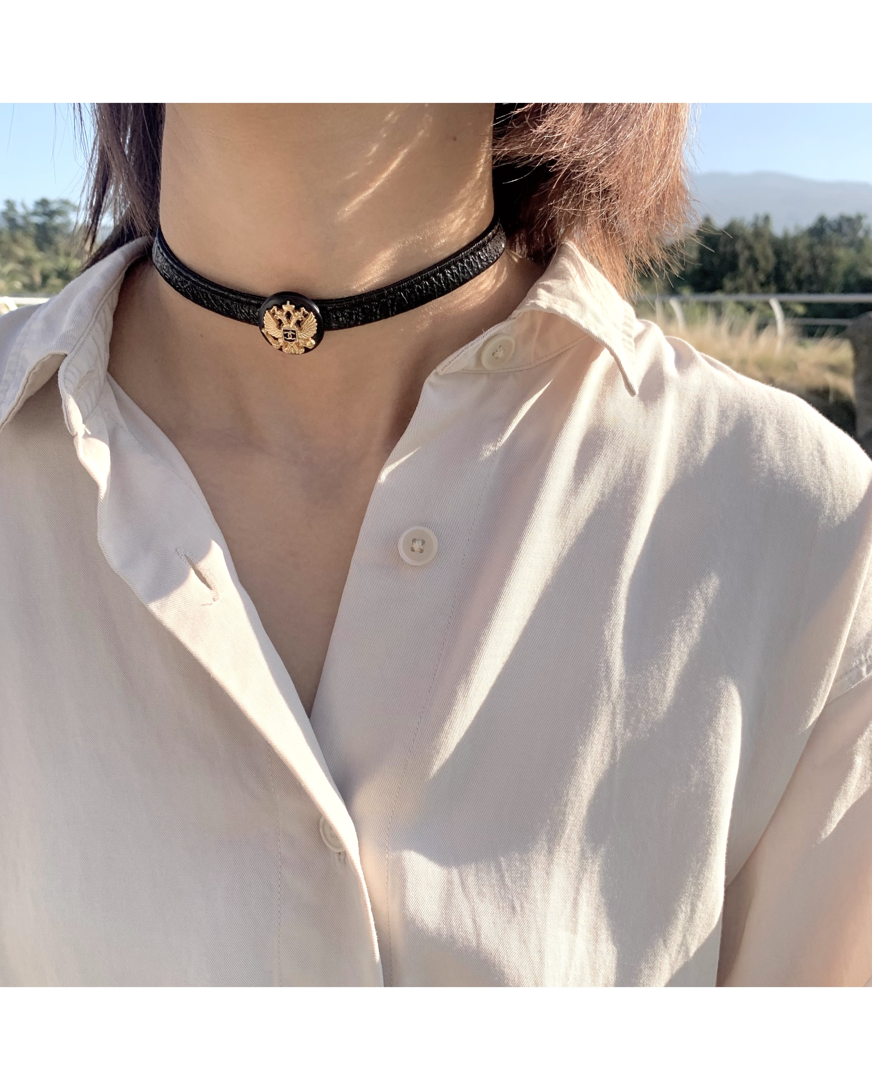 CHANEL button no.69