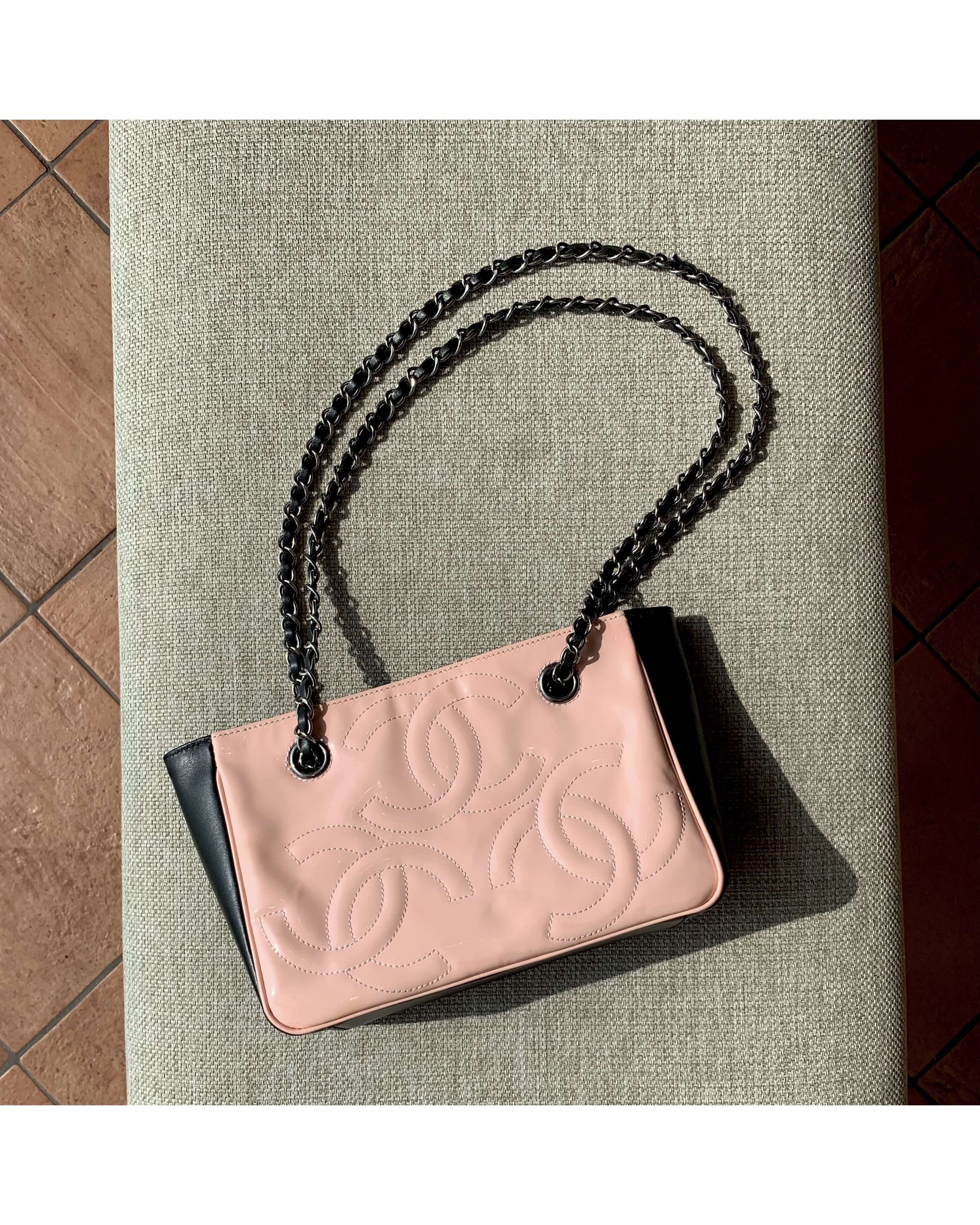 CHANEL pink triple CC black combination chain bag no.47