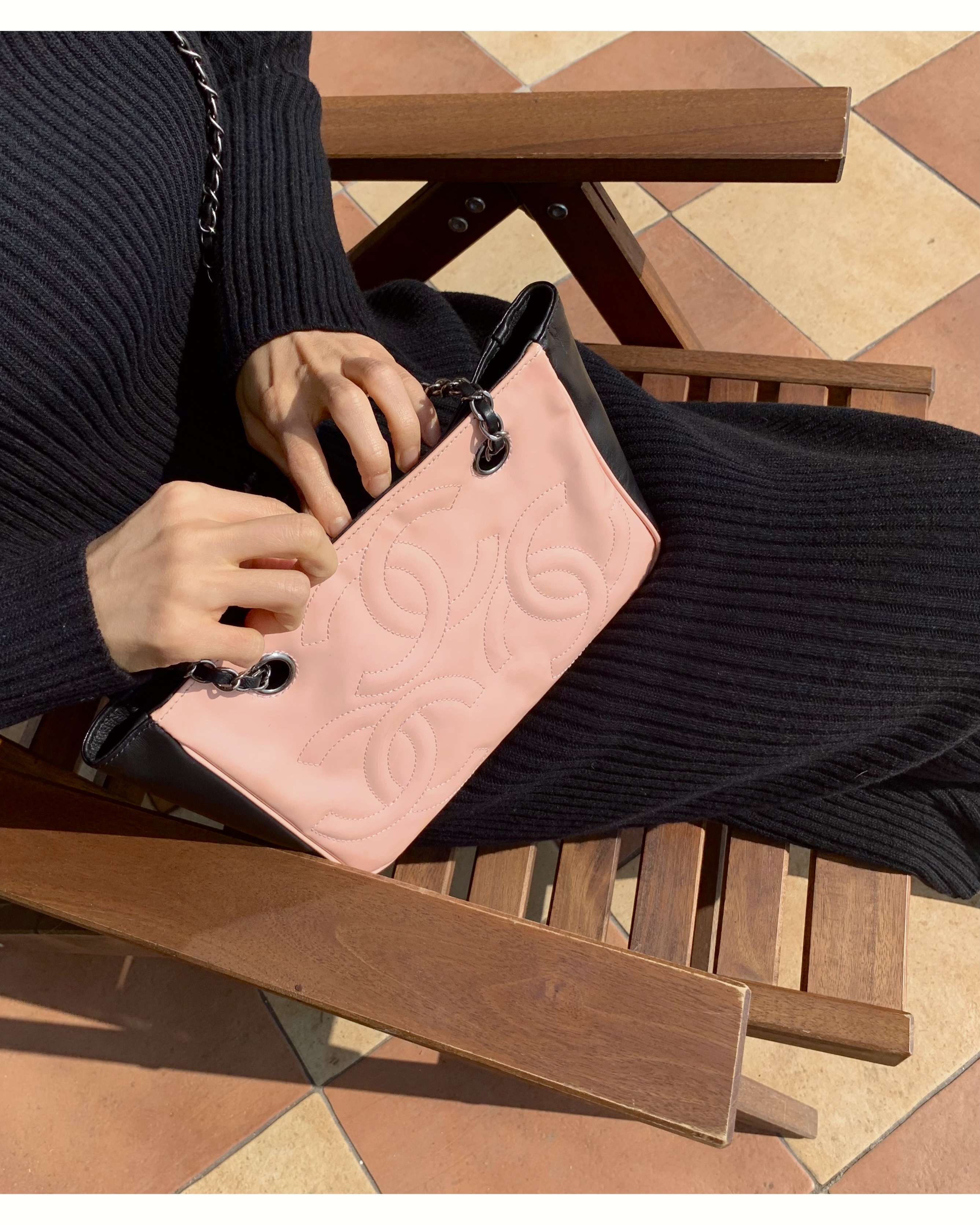 CHANEL pink triple CC black combination chain bag no.47