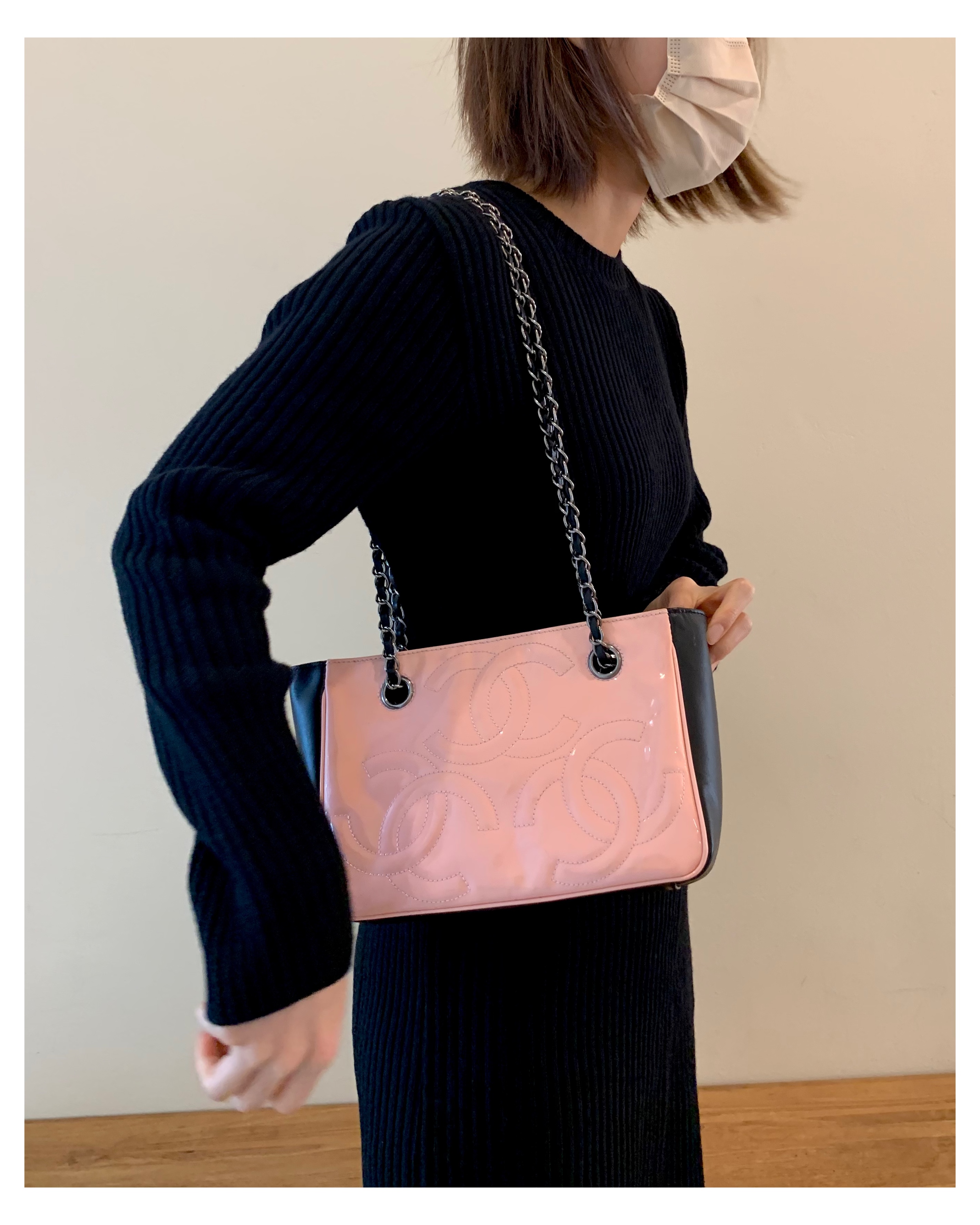 CHANEL pink triple CC black combination chain bag no.47