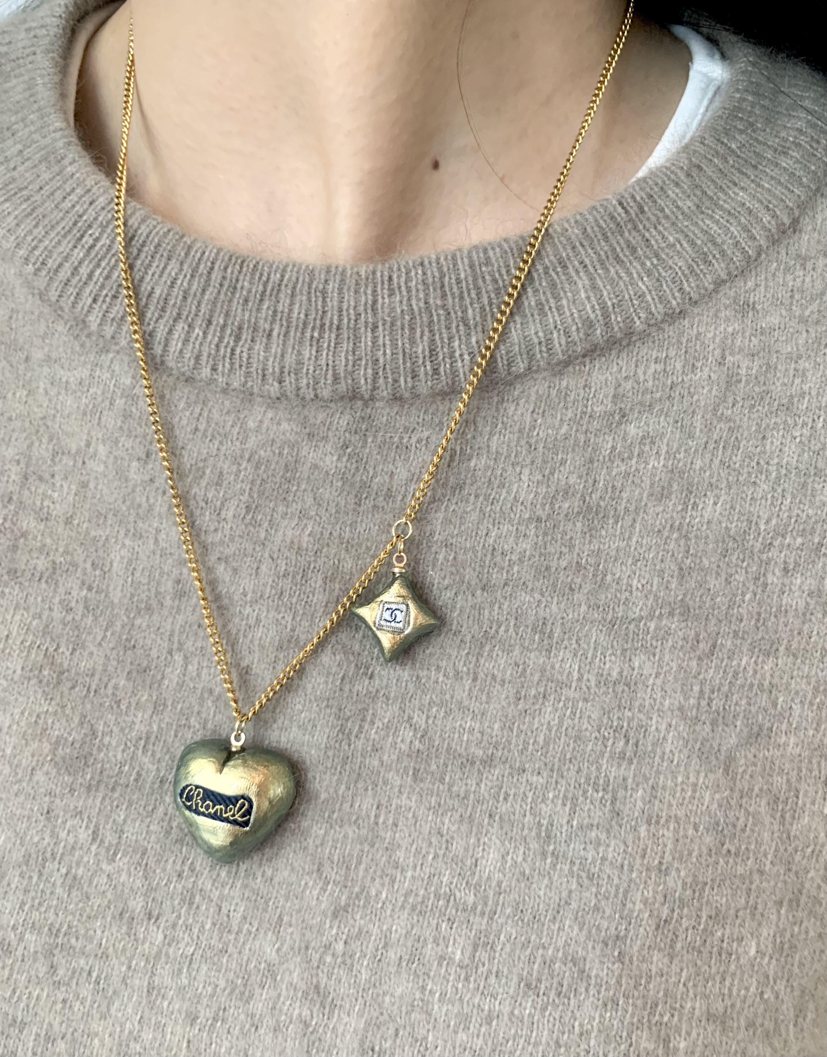 CHANEL heart & small charm necklace no.44