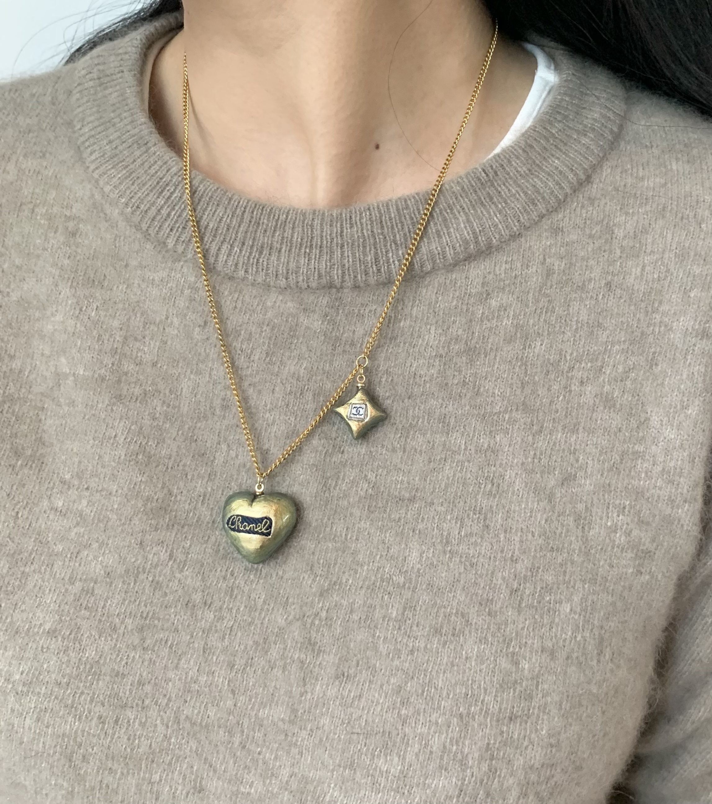 CHANEL heart & small charm necklace no.44