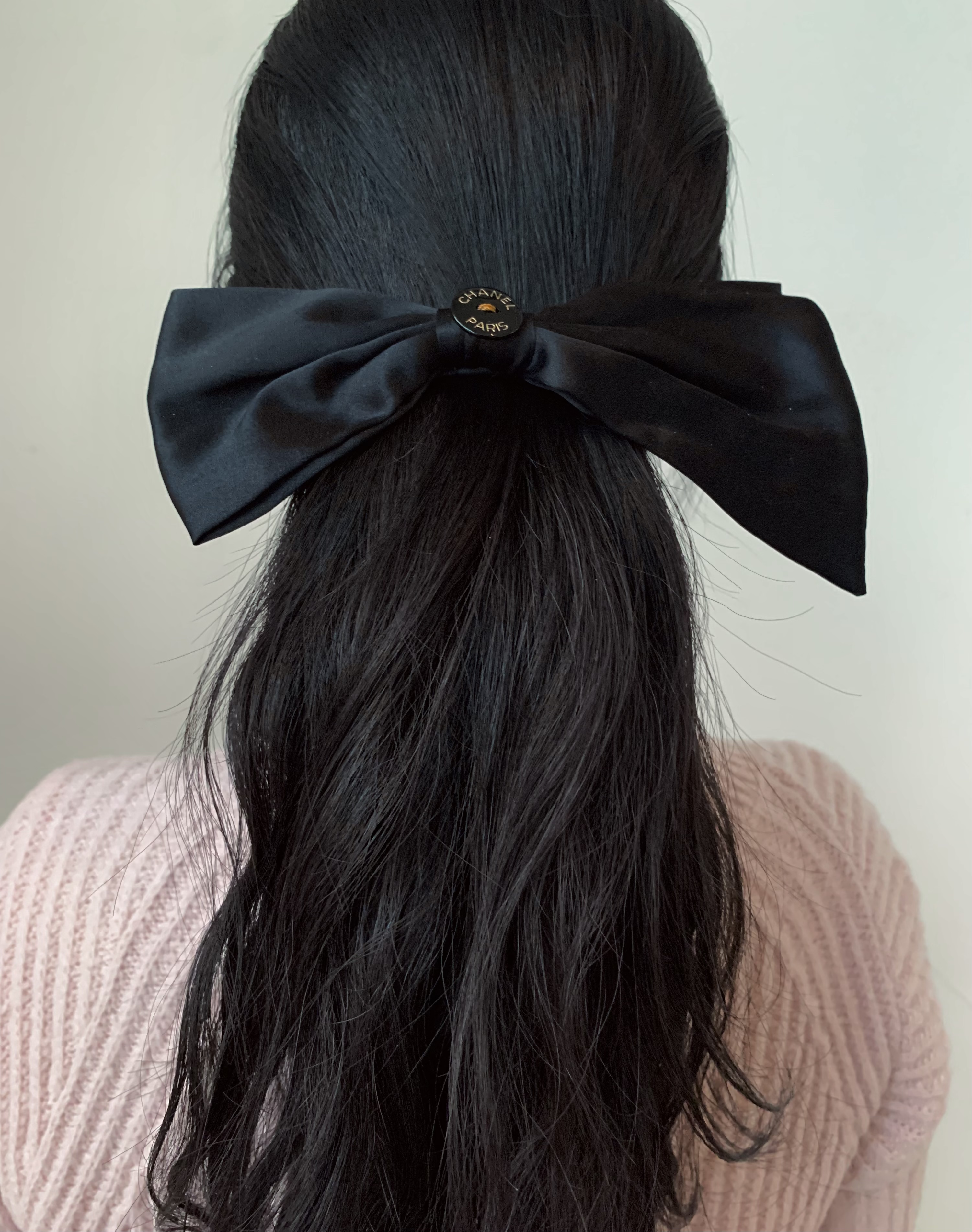 CHANEL button no.76