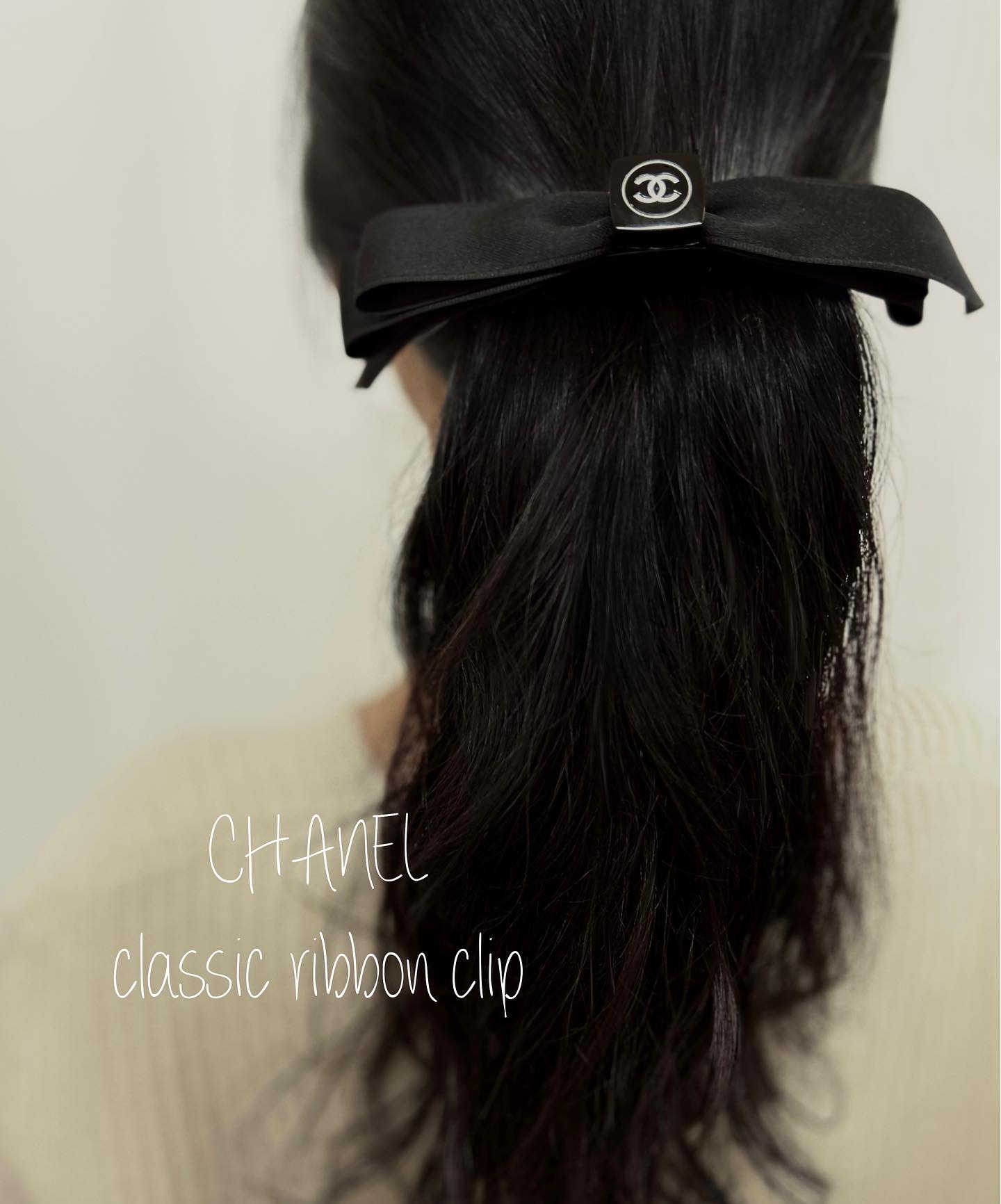 CHANEL cosmetic ribbon hair clip no.13