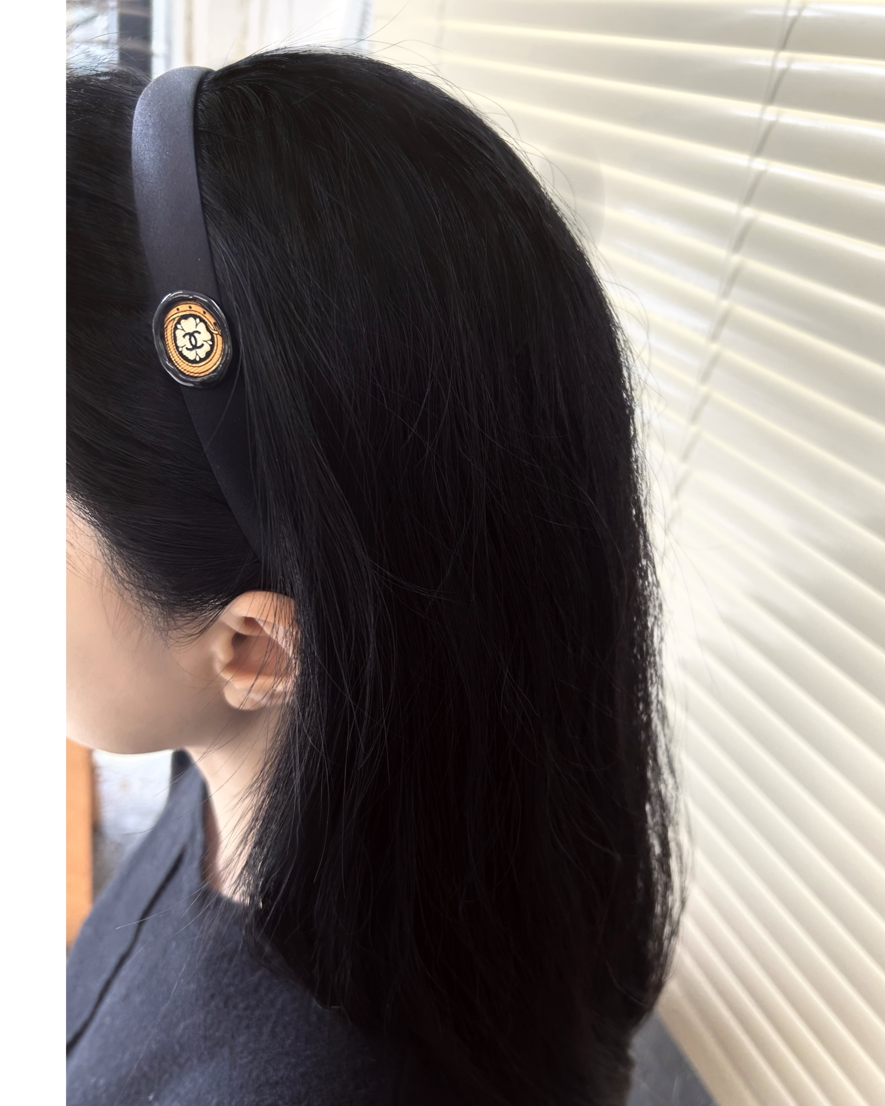 CHANEL silk camelia CC hair band no.60
