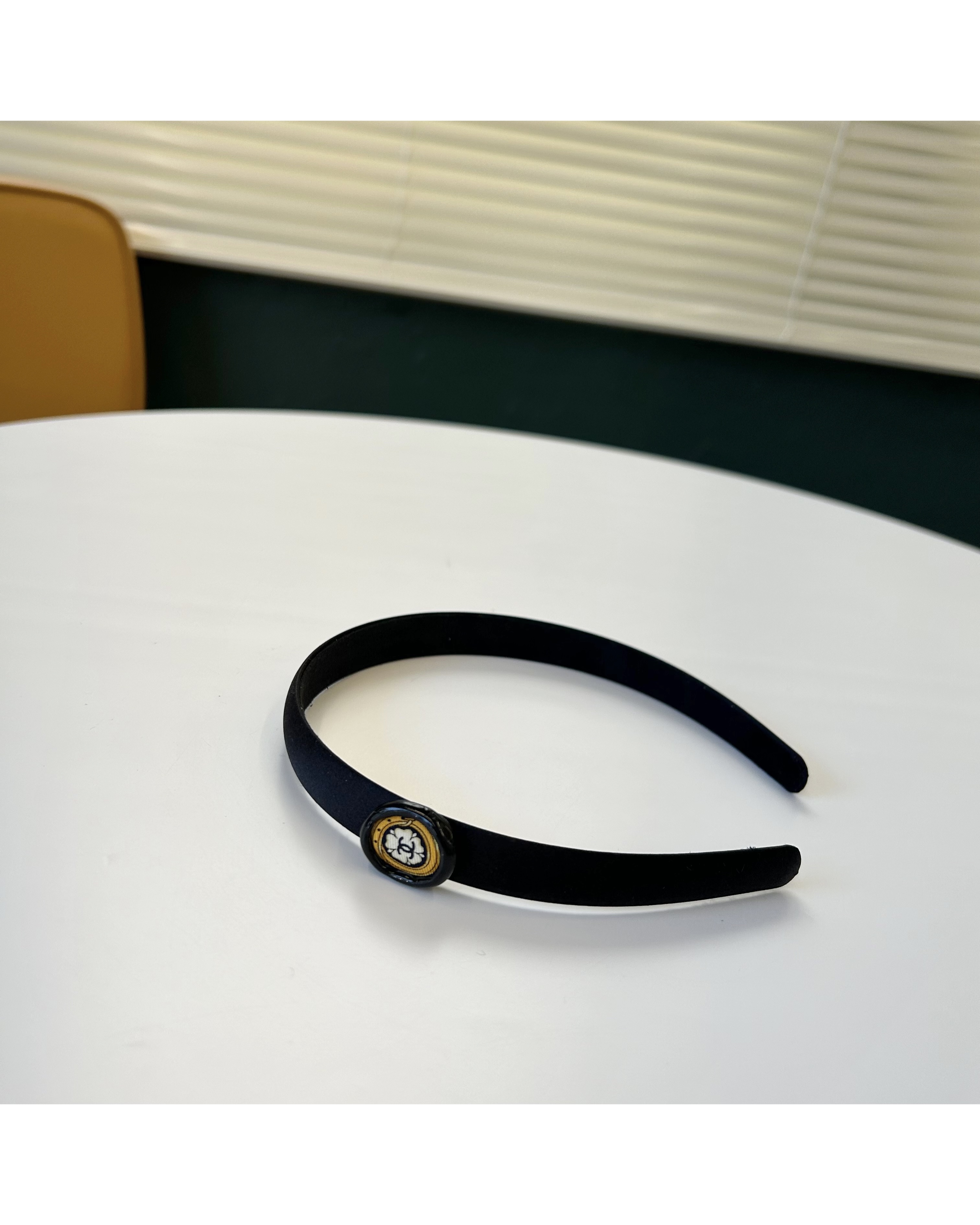 CHANEL silk camelia CC hair band no.60