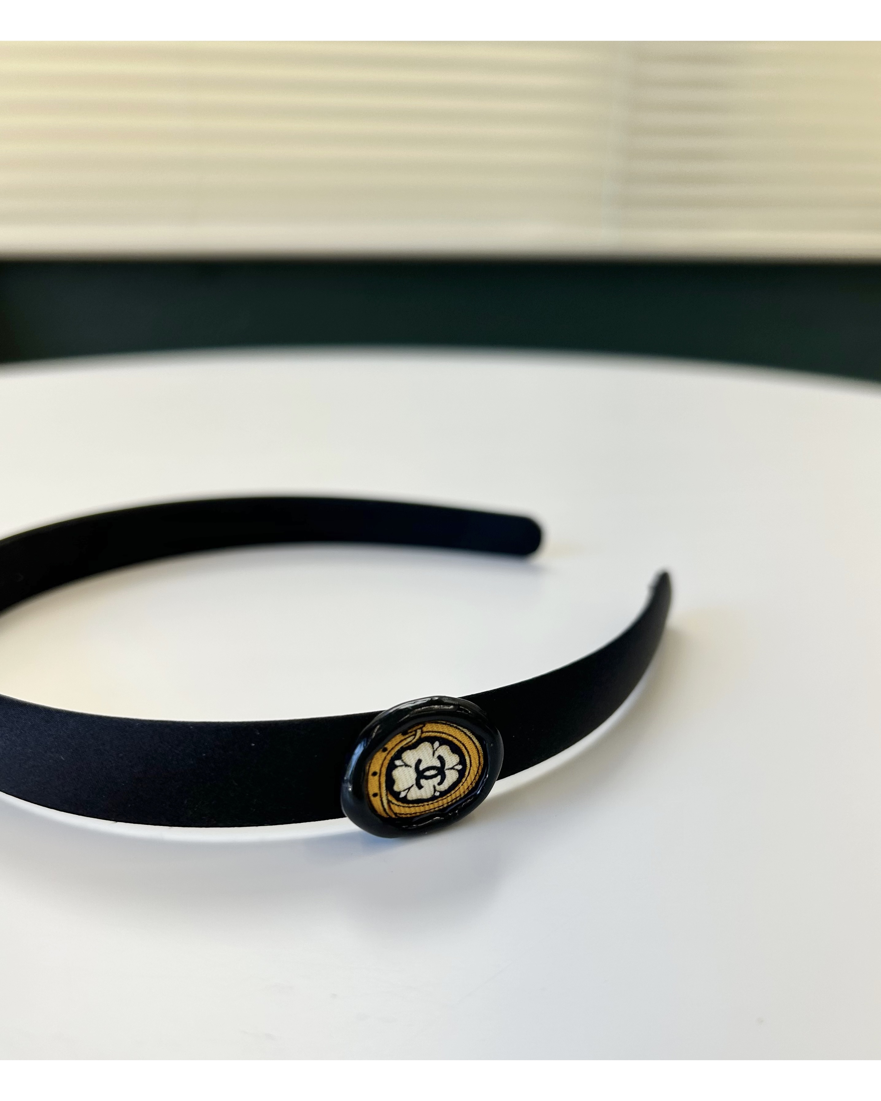 CHANEL silk camelia CC hair band no.60