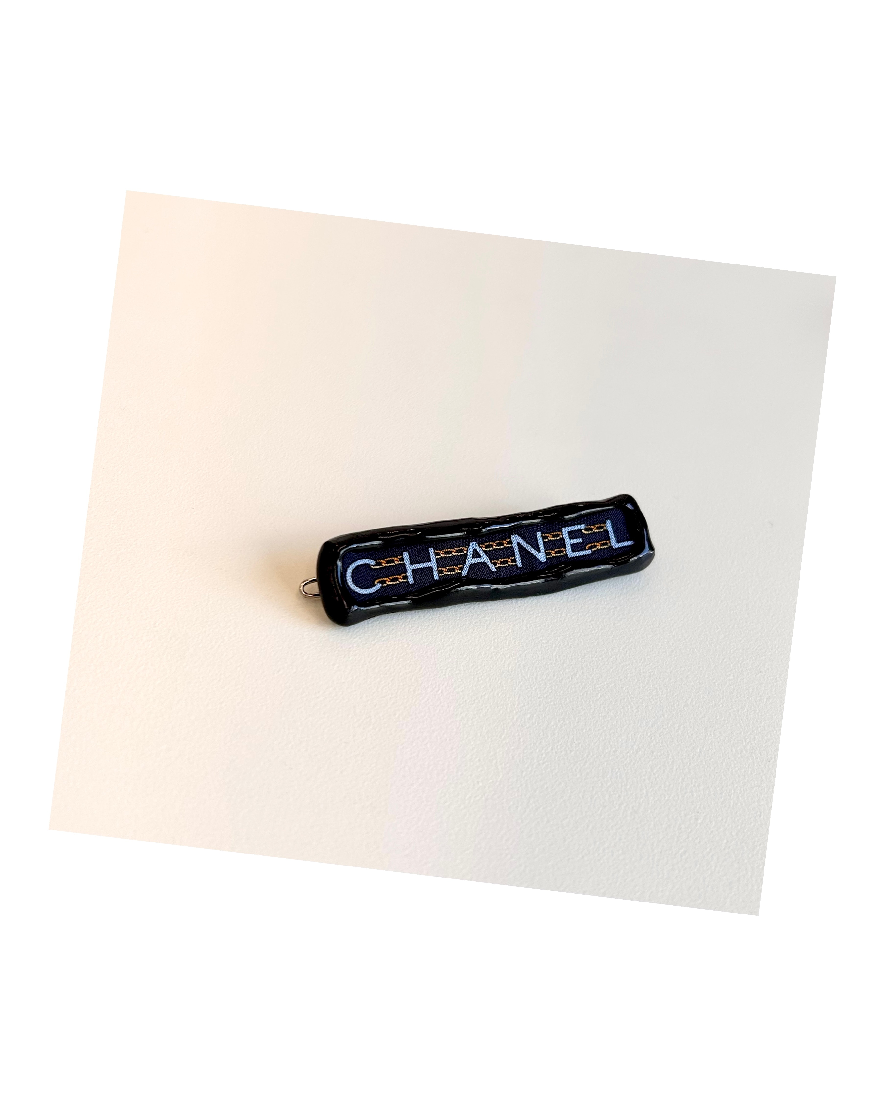 CHANEL blue Initial hairpin no.61