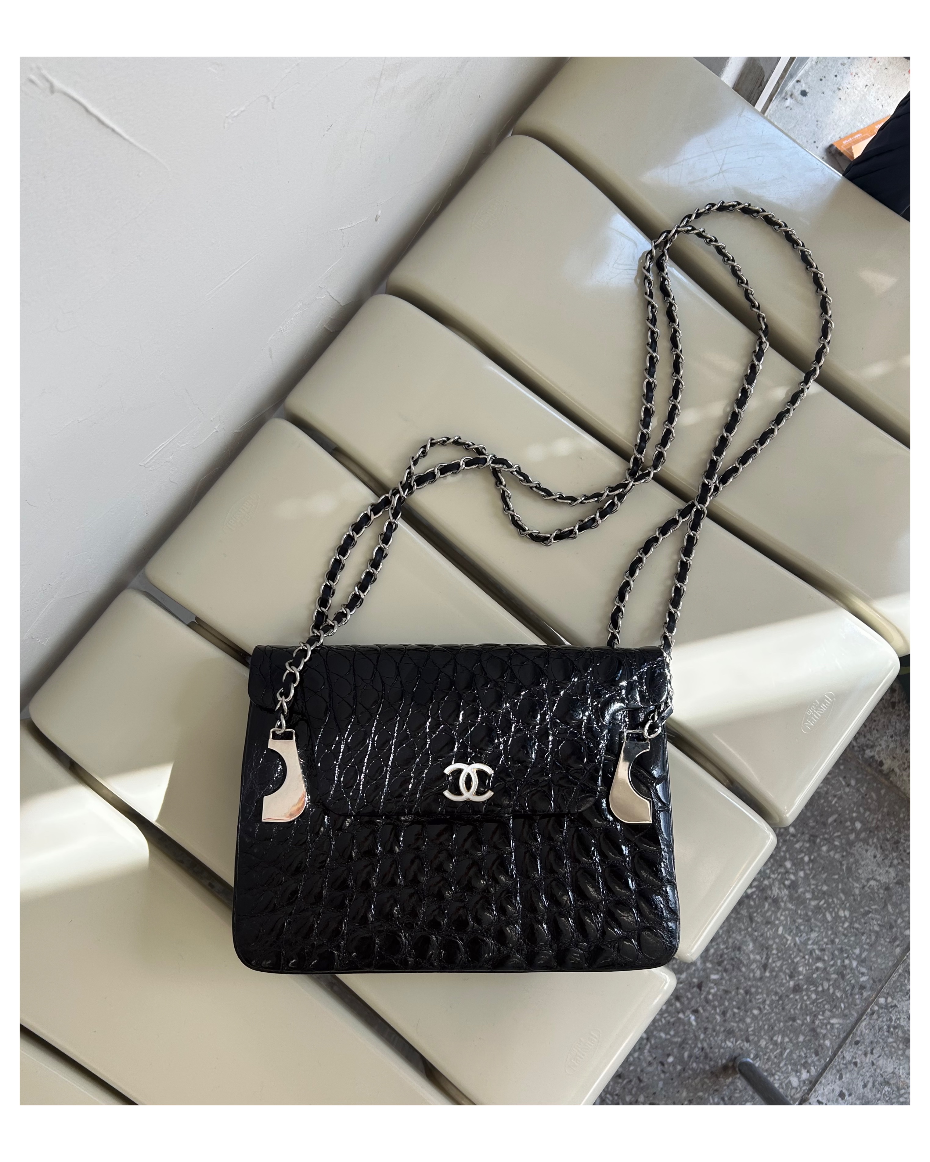 GENUINE vintage crocodile bag X CHANEL hanger CC objet no.37
