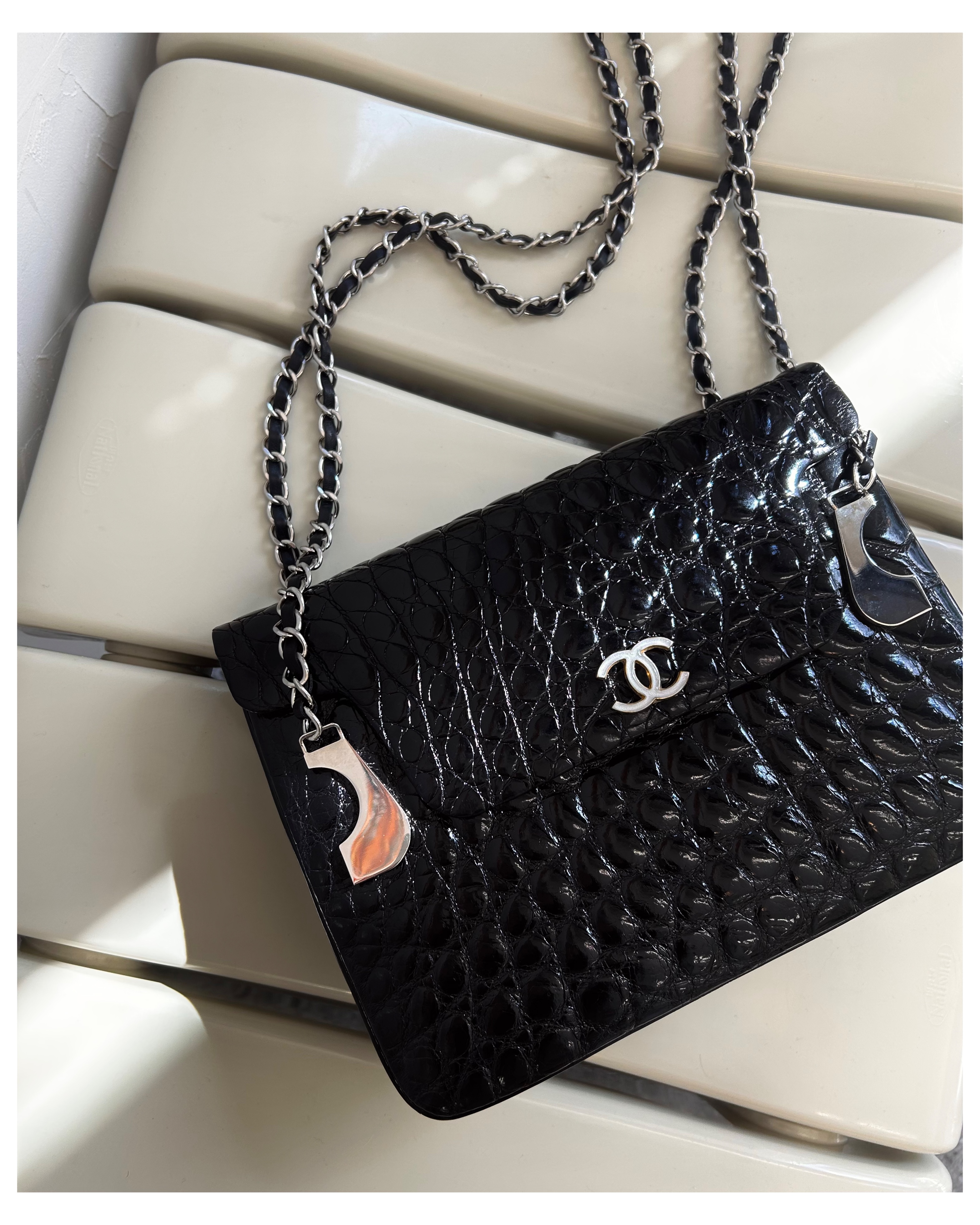 GENUINE vintage crocodile bag X CHANEL hanger CC objet no.37