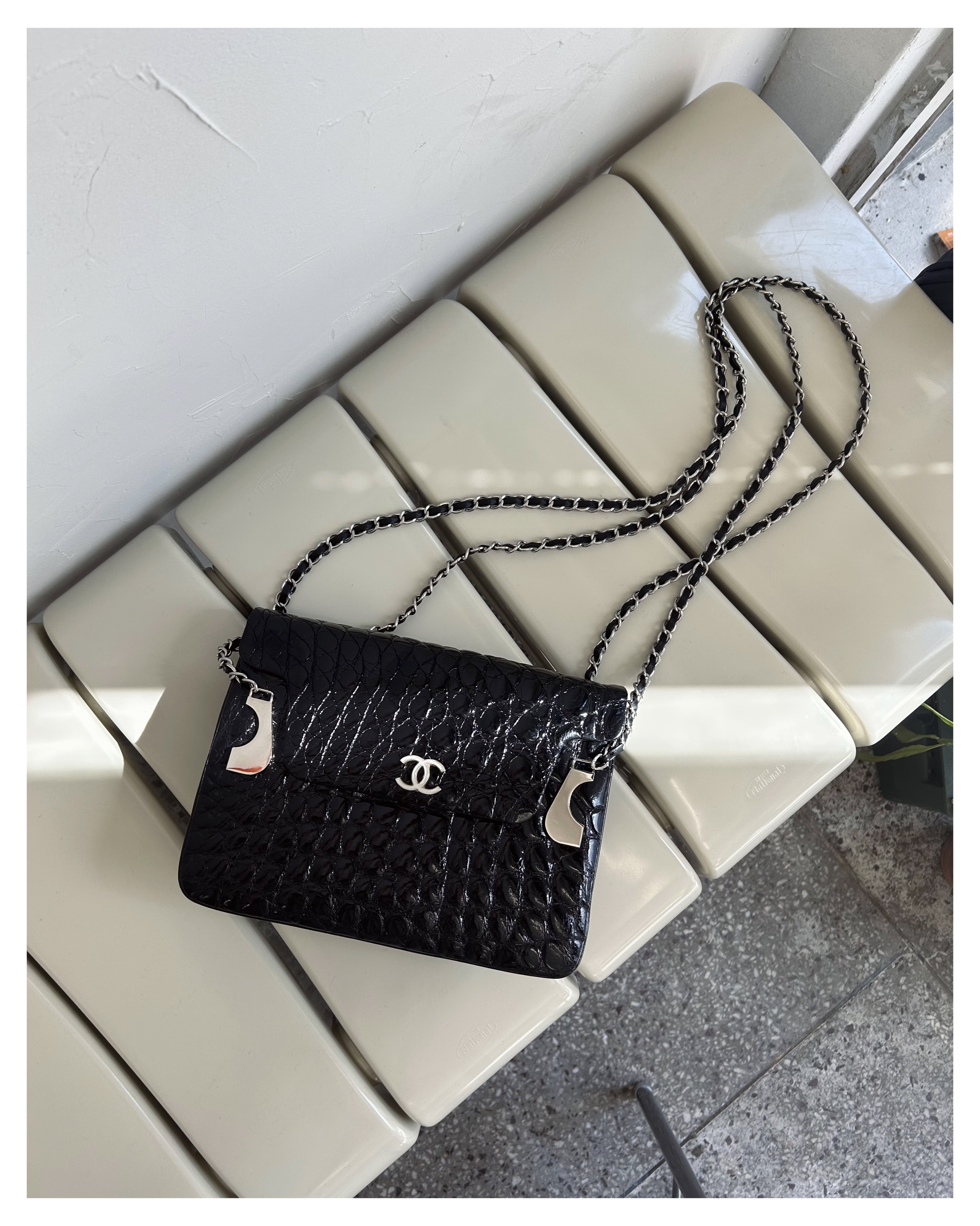 GENUINE vintage crocodile bag X CHANEL hanger CC objet no.37