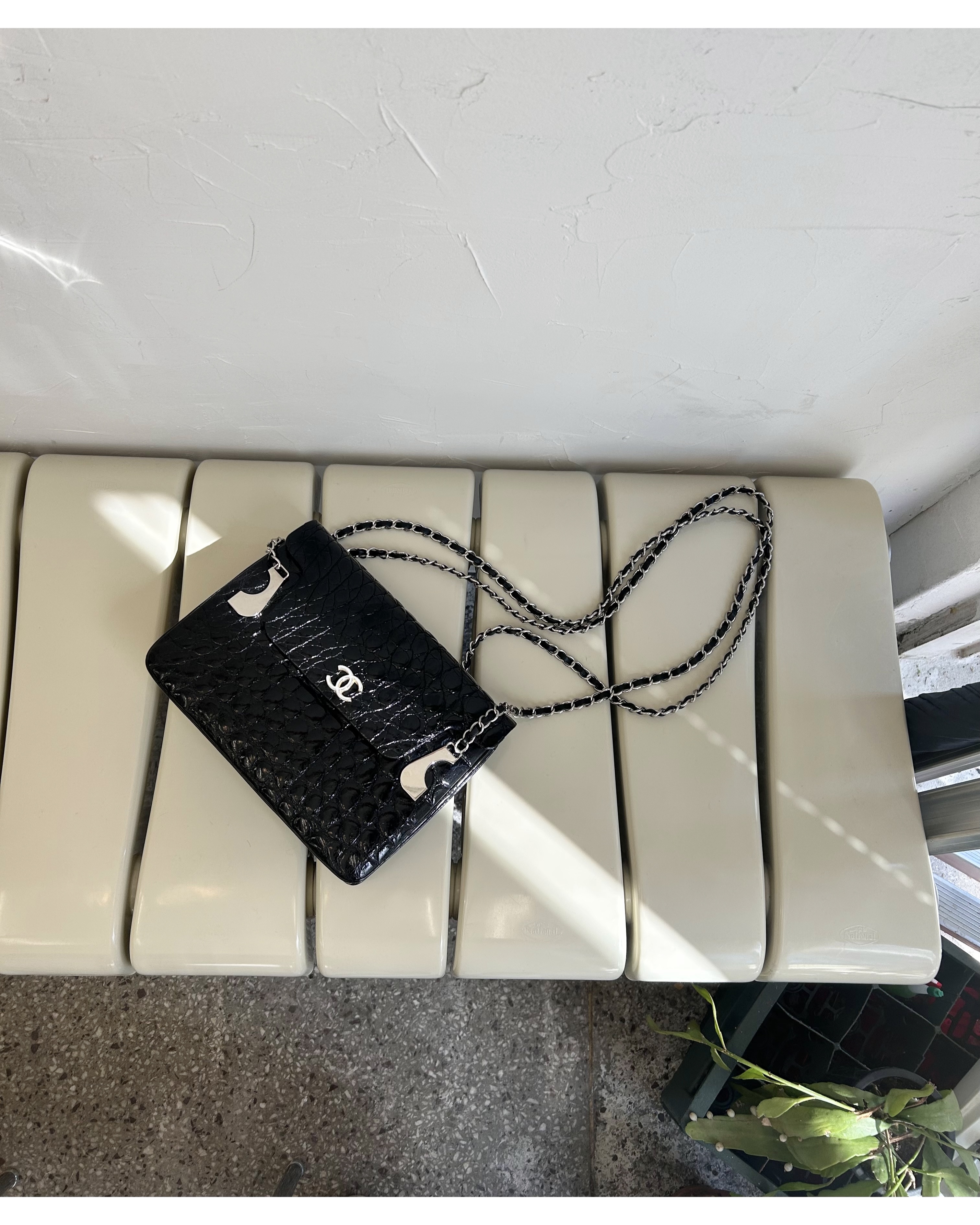 GENUINE vintage crocodile bag X CHANEL hanger CC objet no.37