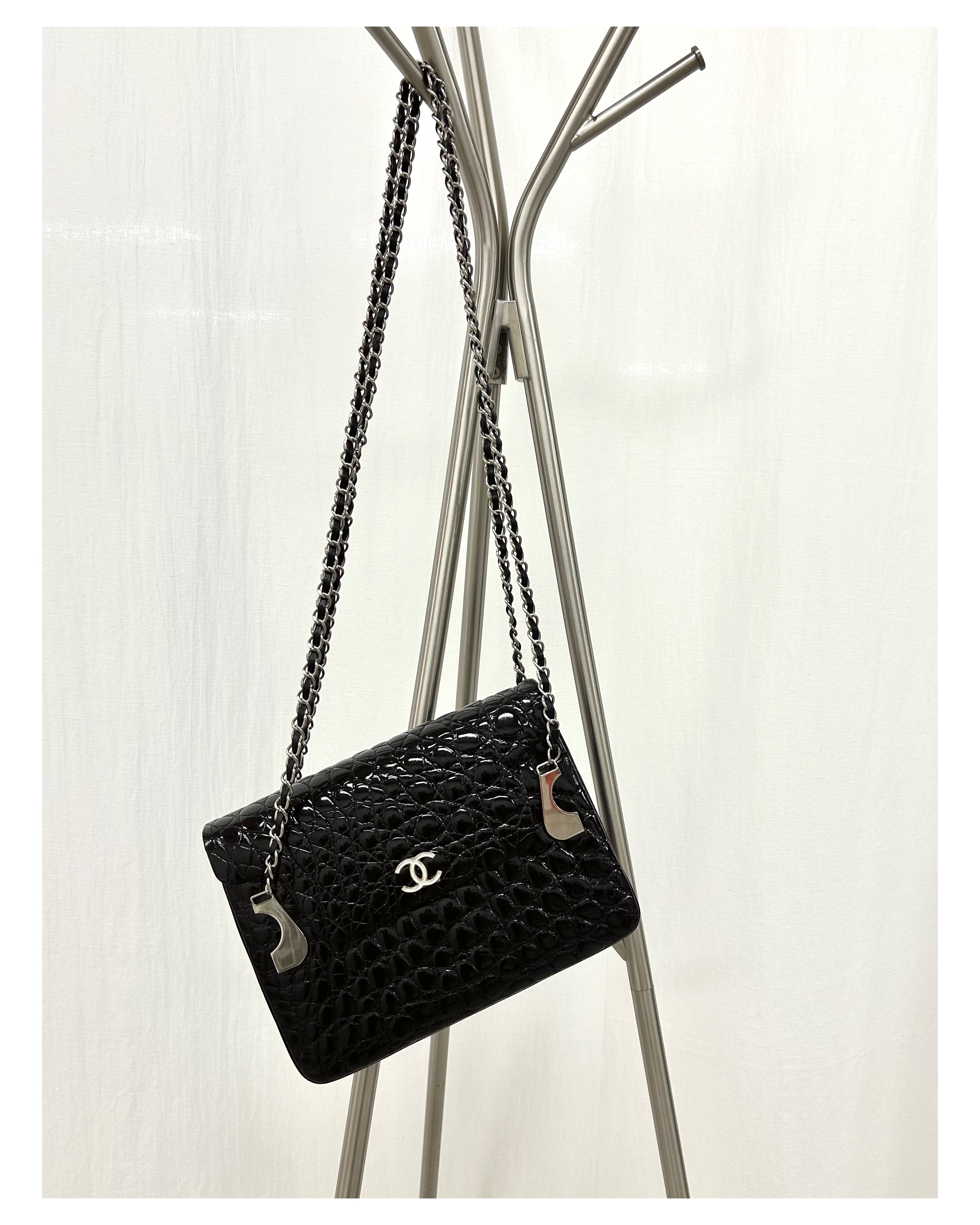 GENUINE vintage crocodile bag X CHANEL hanger CC objet no.37
