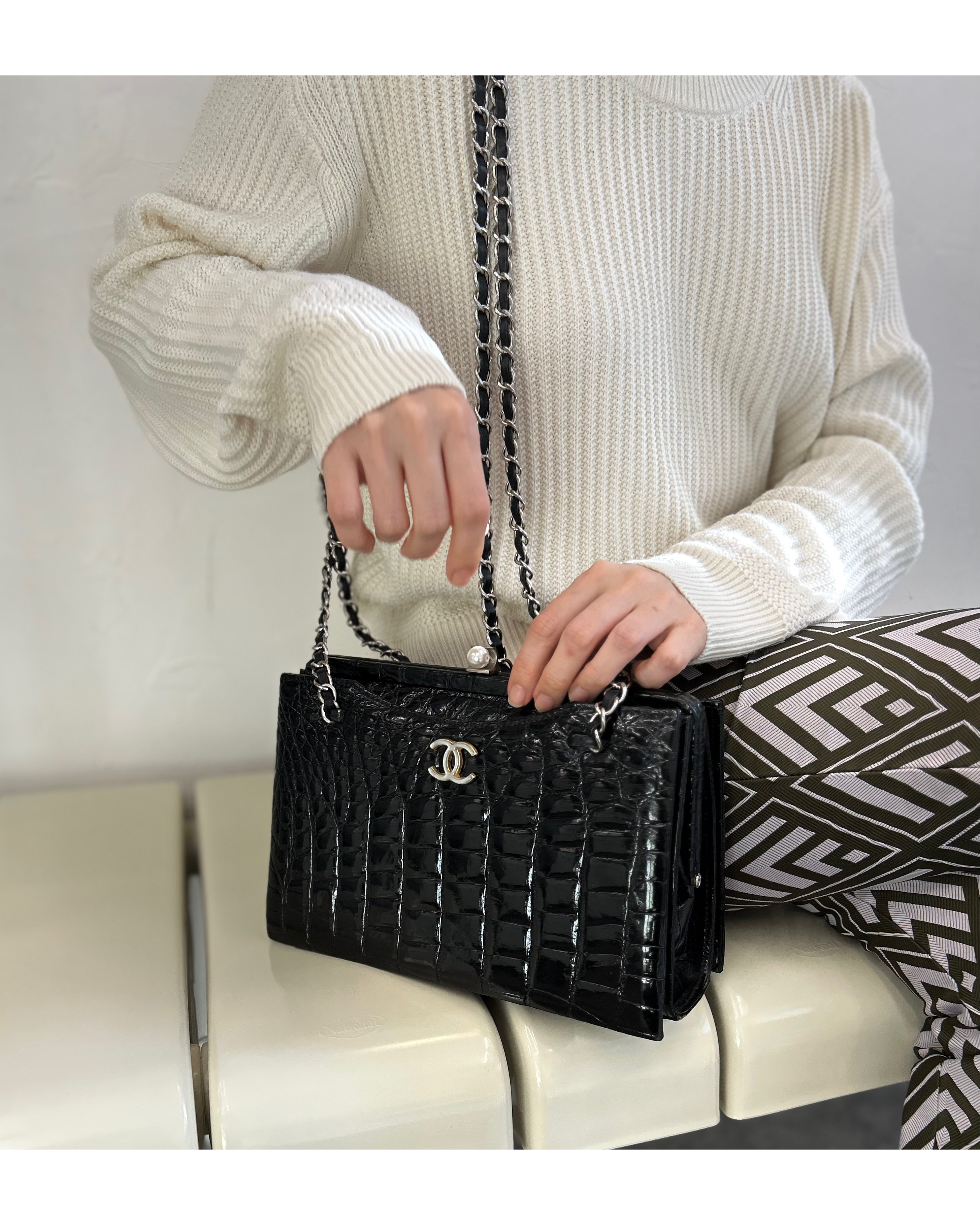 GENUINE vintage crocodile bag X CHANEL hanger CC objet no.39
