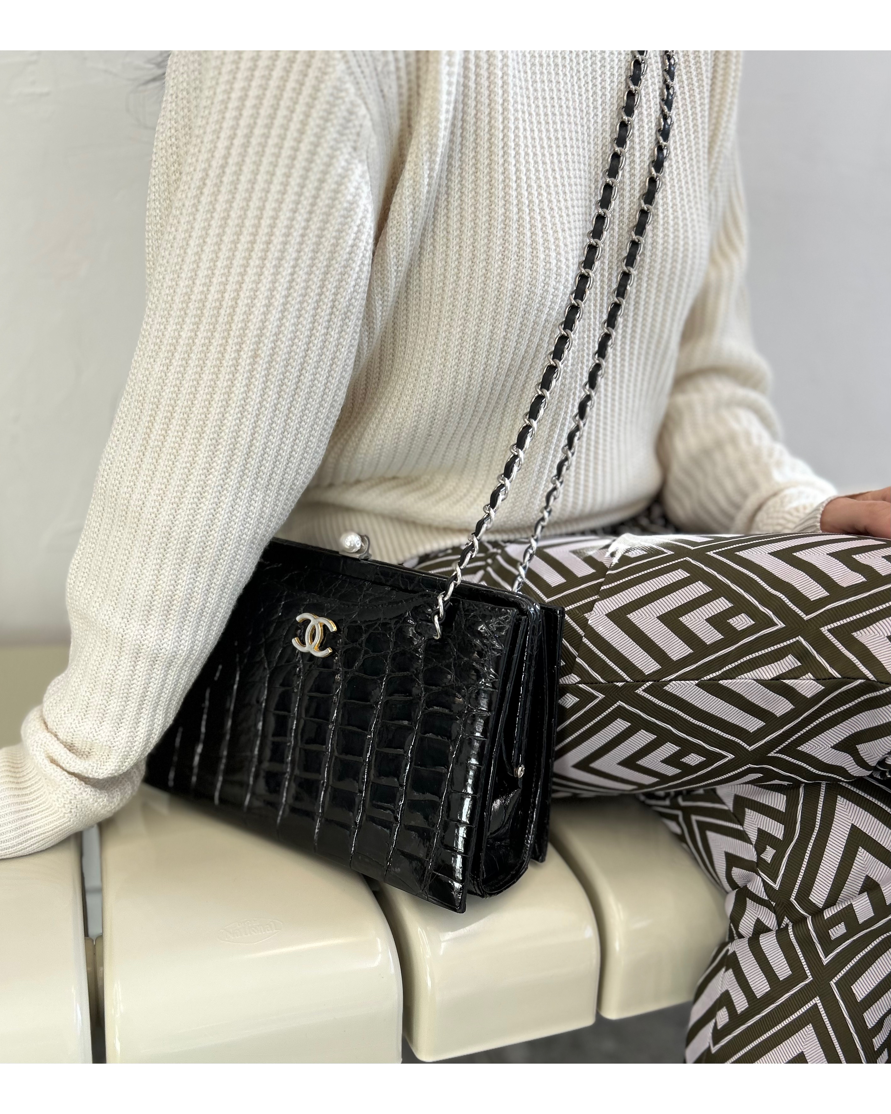 GENUINE vintage crocodile bag X CHANEL hanger CC objet no.39