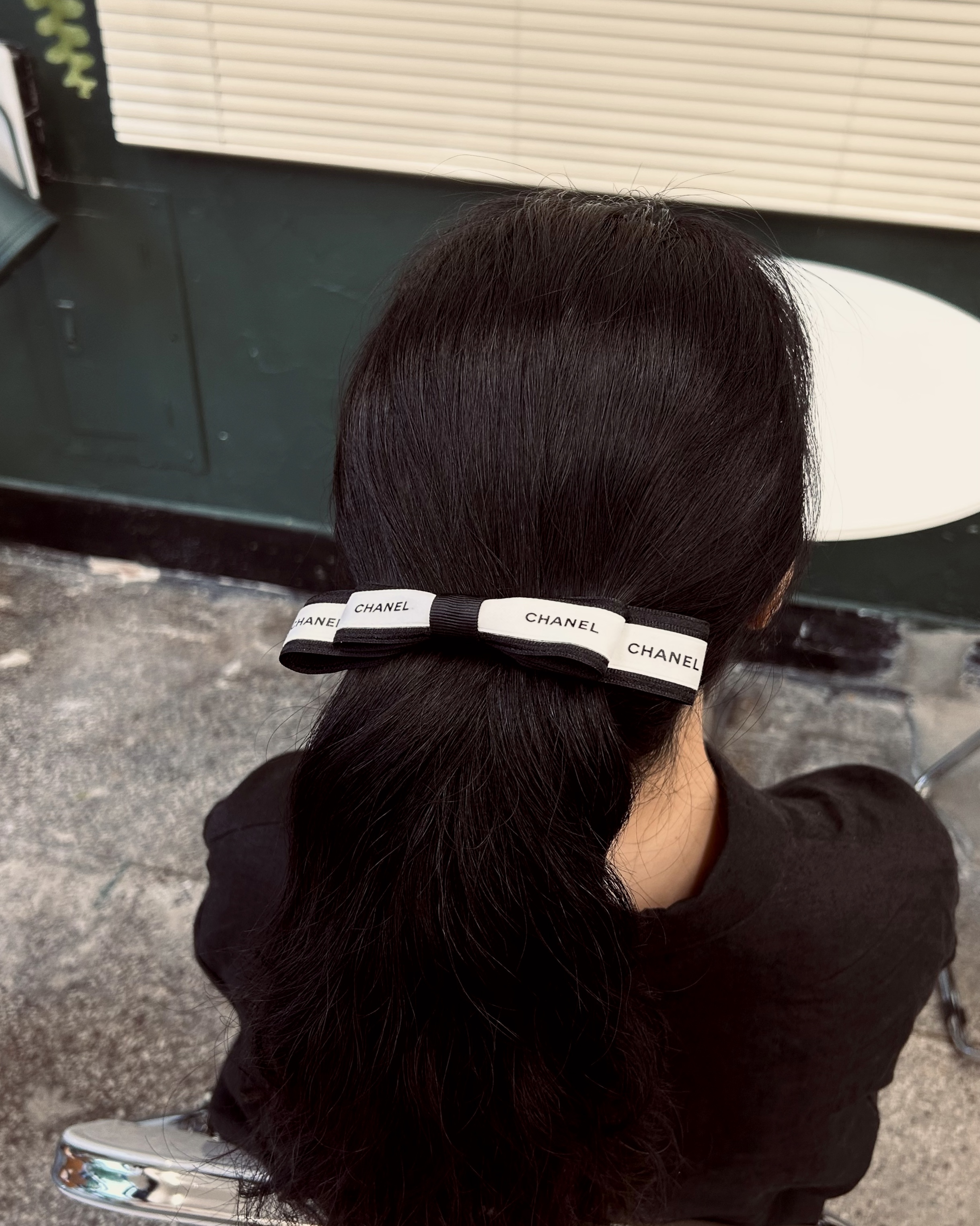 CHANEL black CC heart hair clip no.65