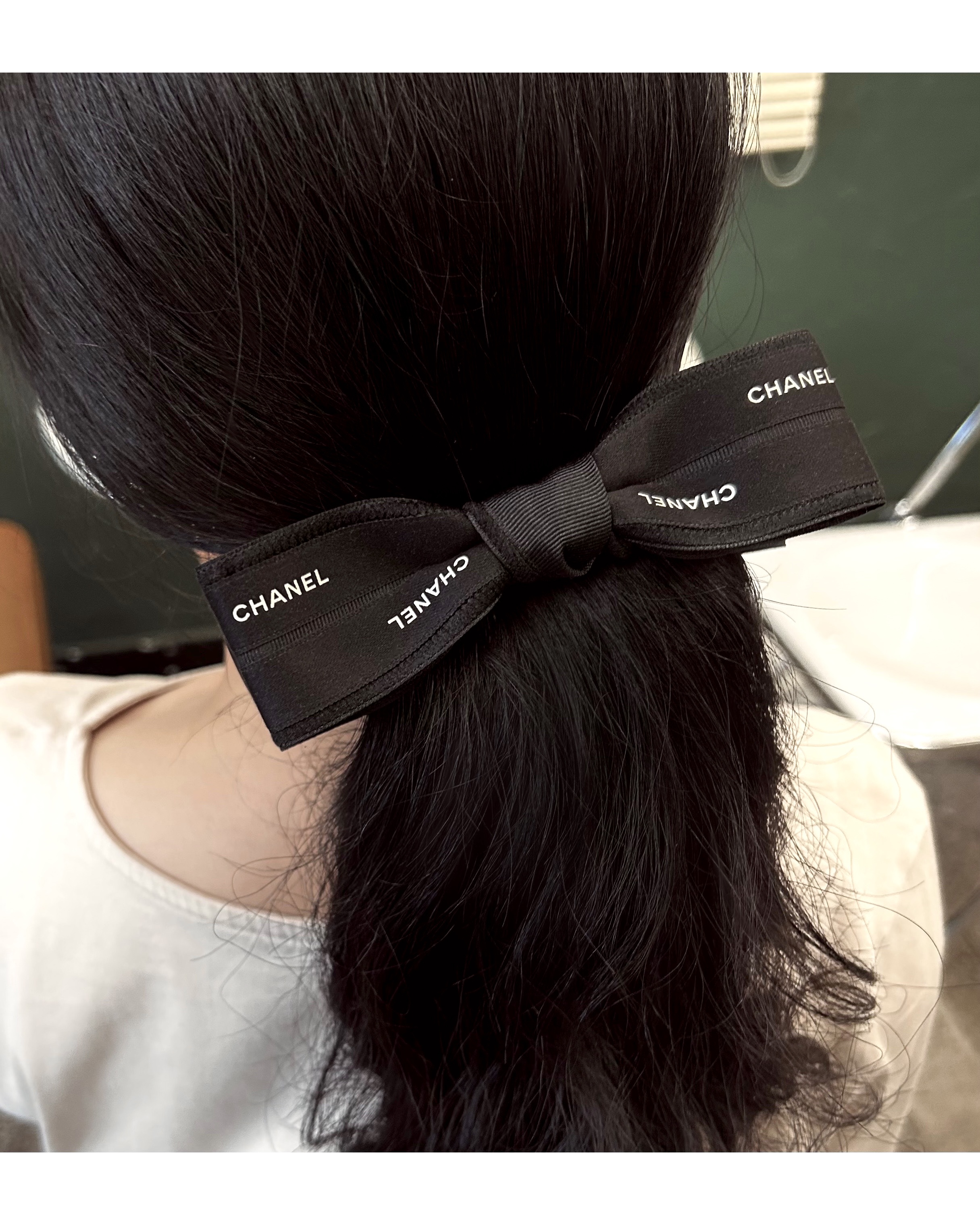 CHANEL initial black ribbon hair clip no.66