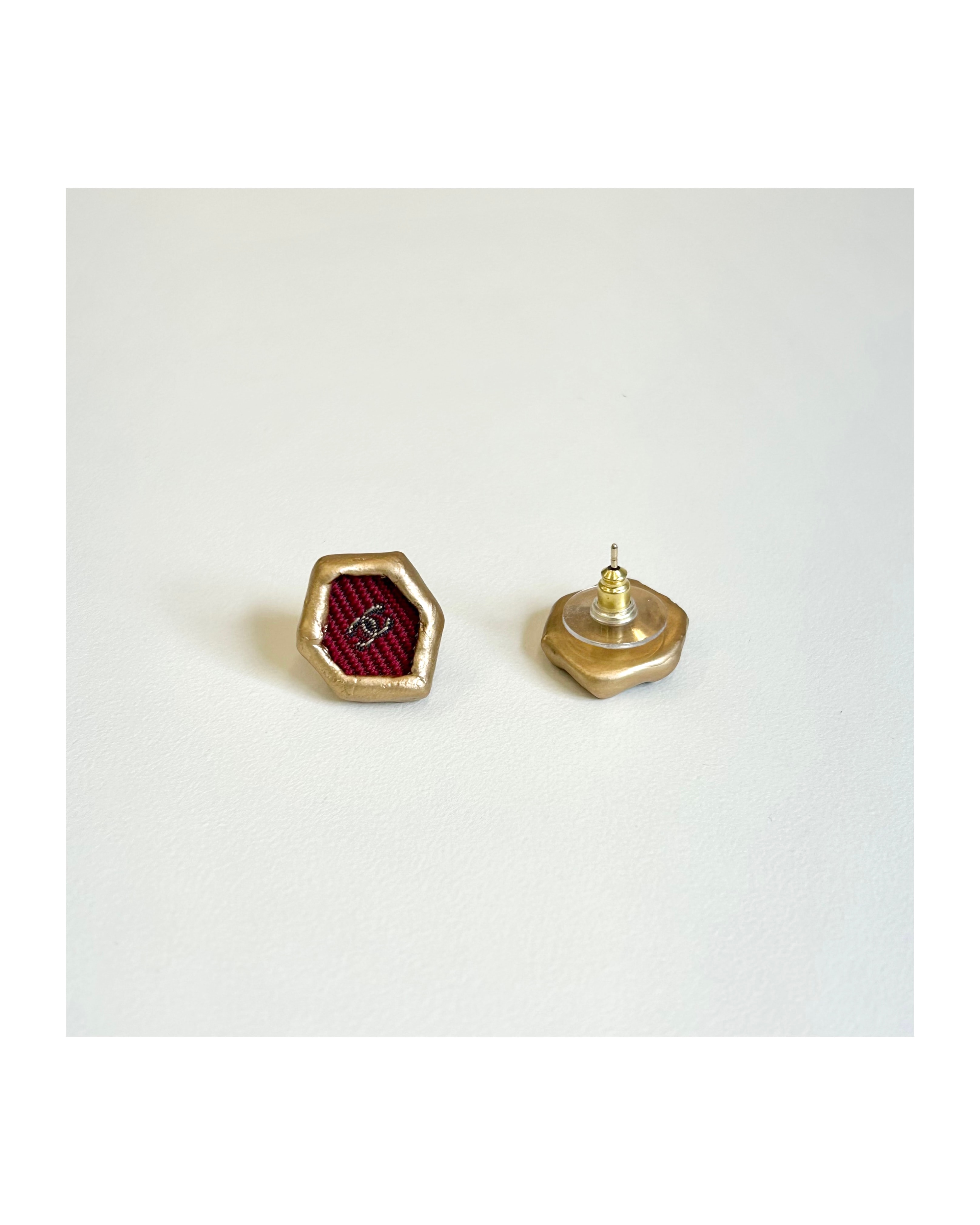 CHANEL burgundy silk CC earring no.52