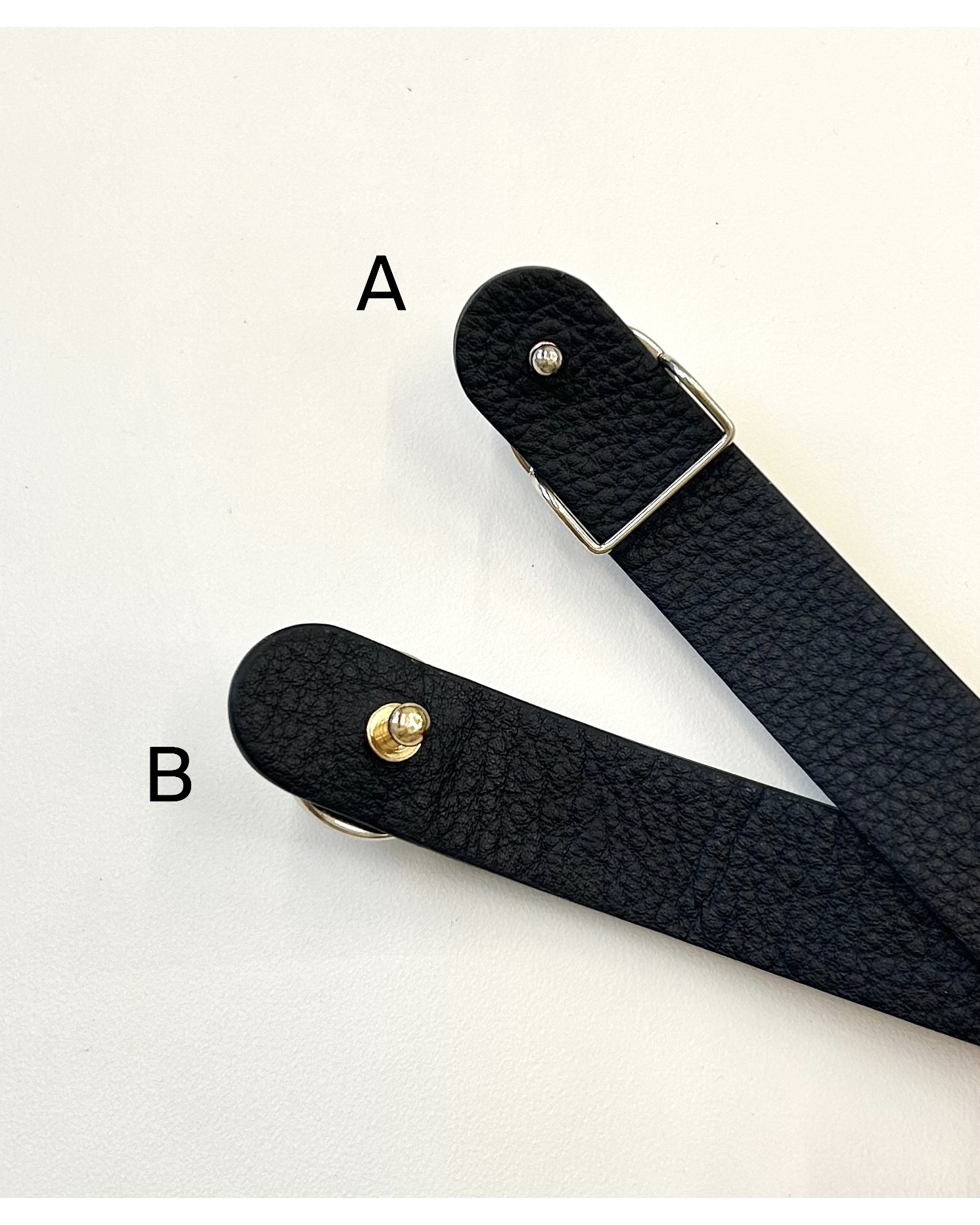CHANEL pearl CC leather belt