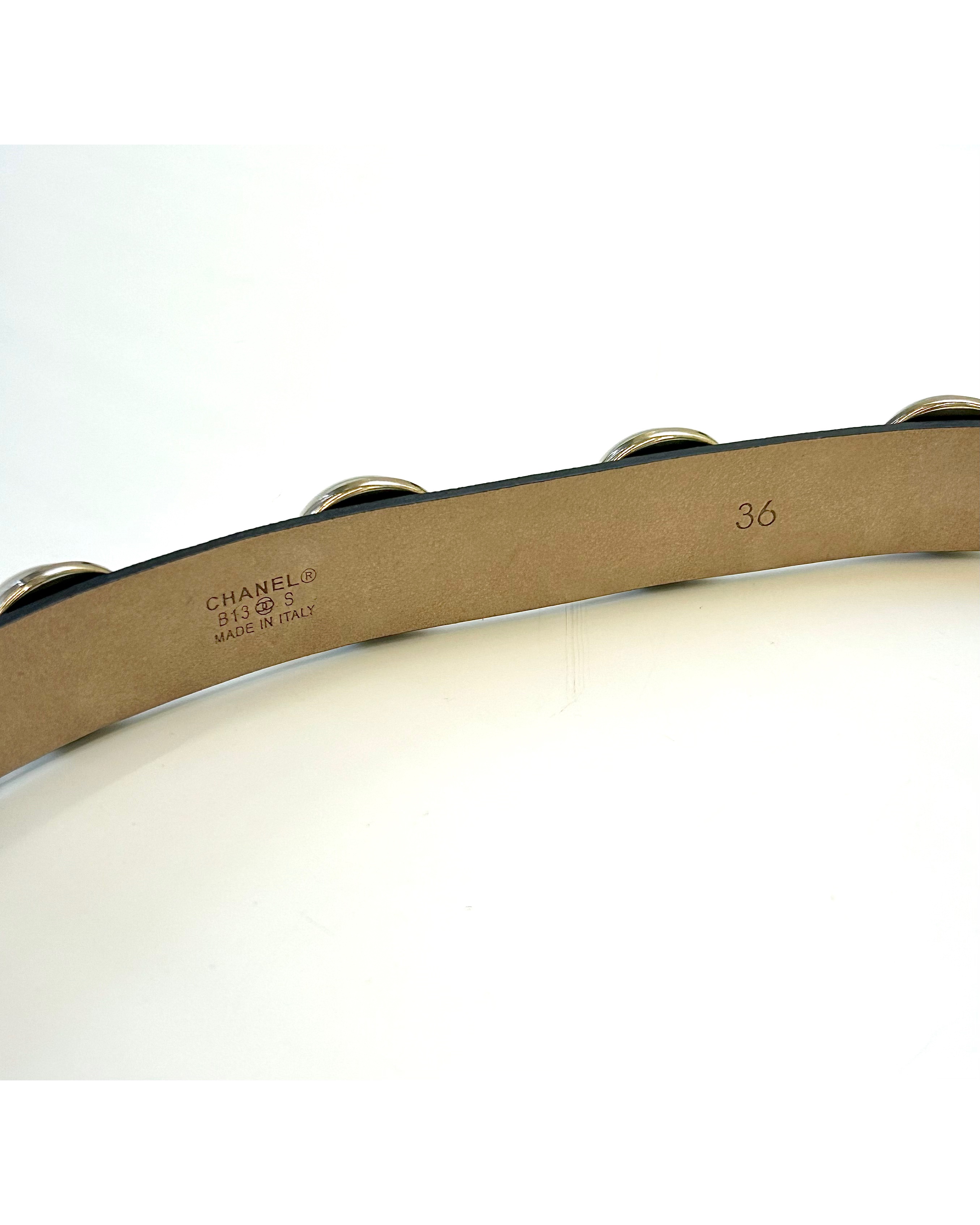 CHANEL pearl CC leather belt