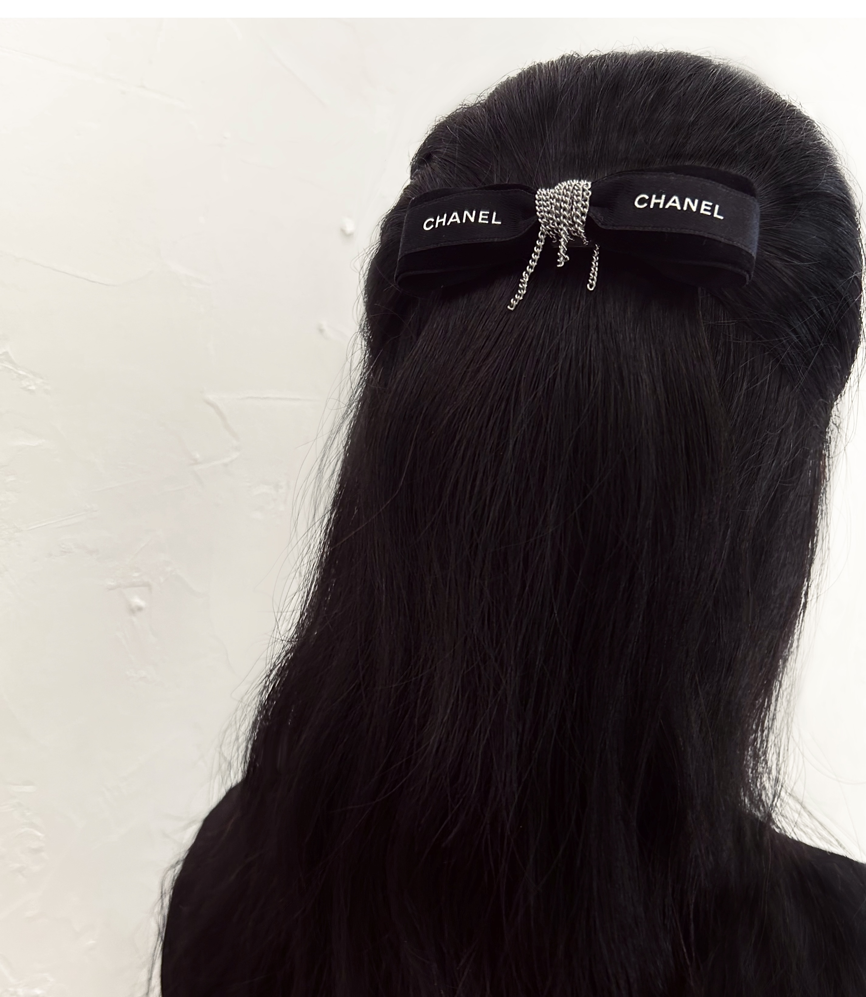 CHANEL velvet initial ribbon hair clip no.70