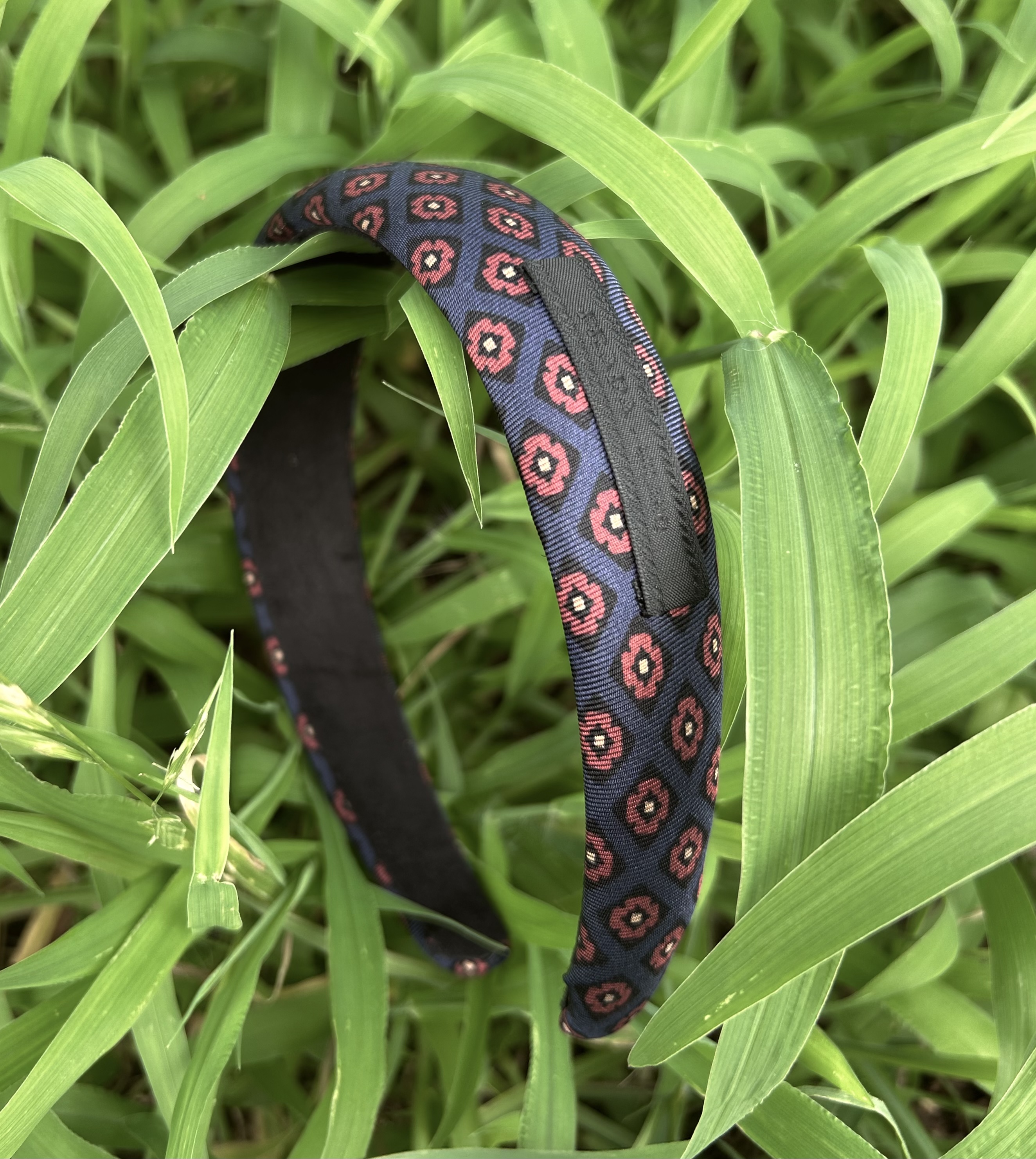 PRADA navy & burgundy silk hair band no.72