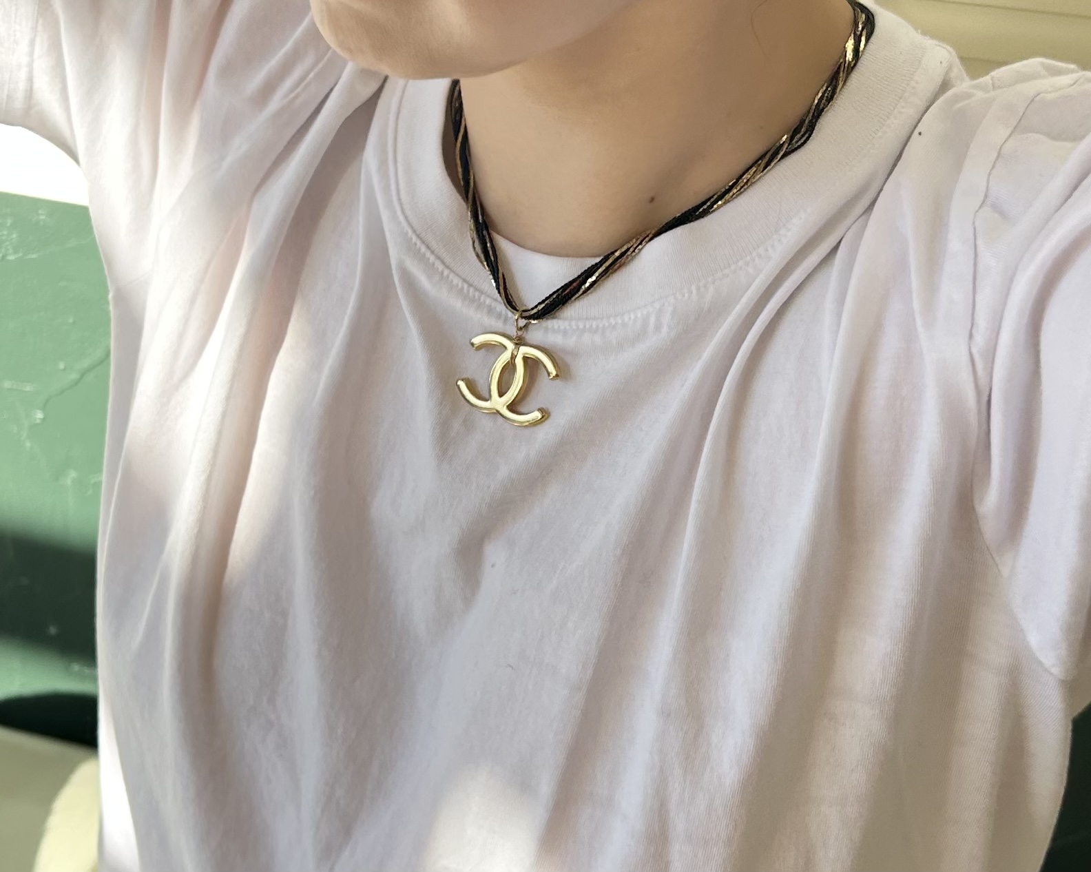 CHANEL hanger CC necklace no.19