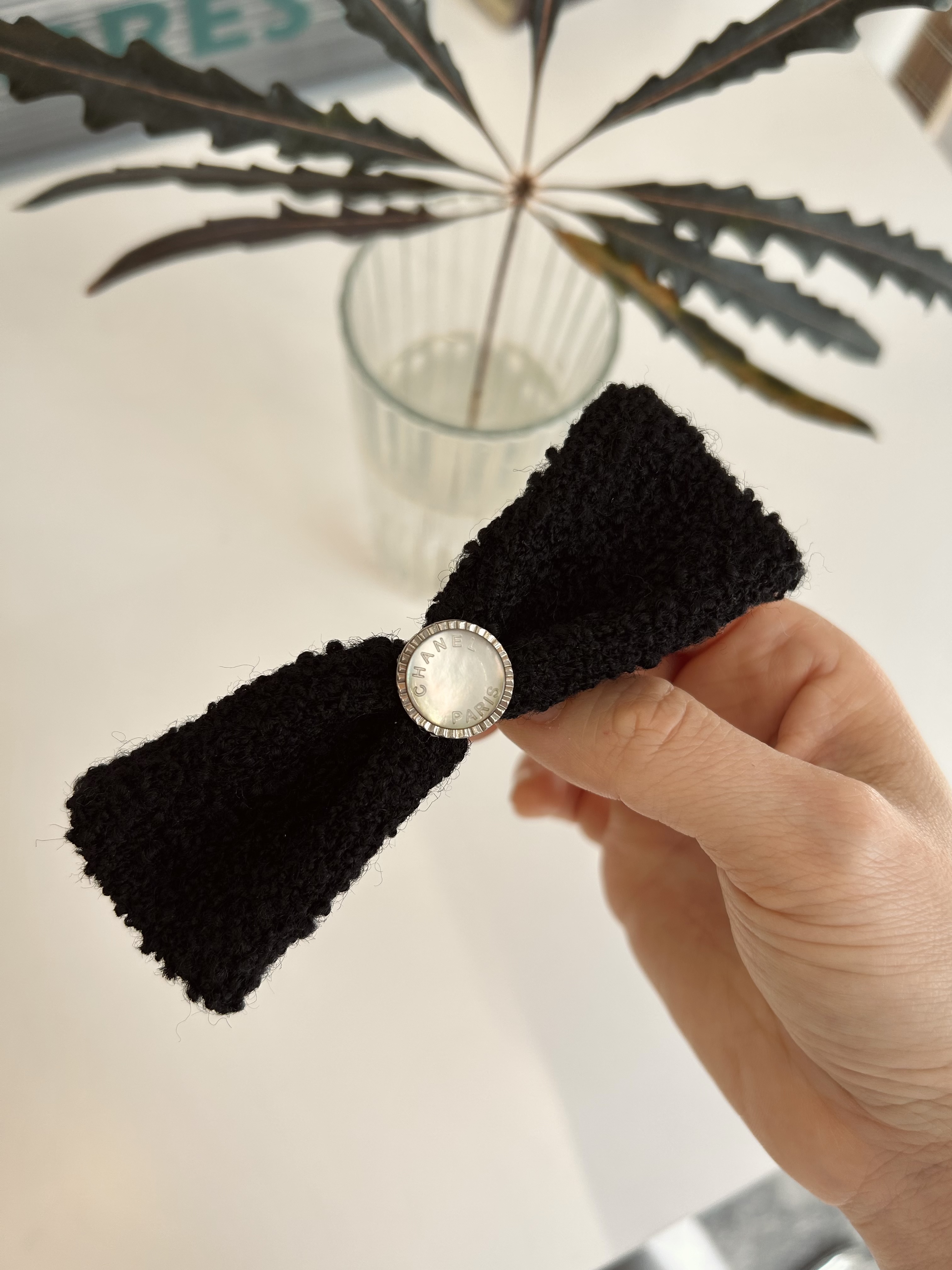 CHANEL black tweed ribbon & Initial button hair clip no.73