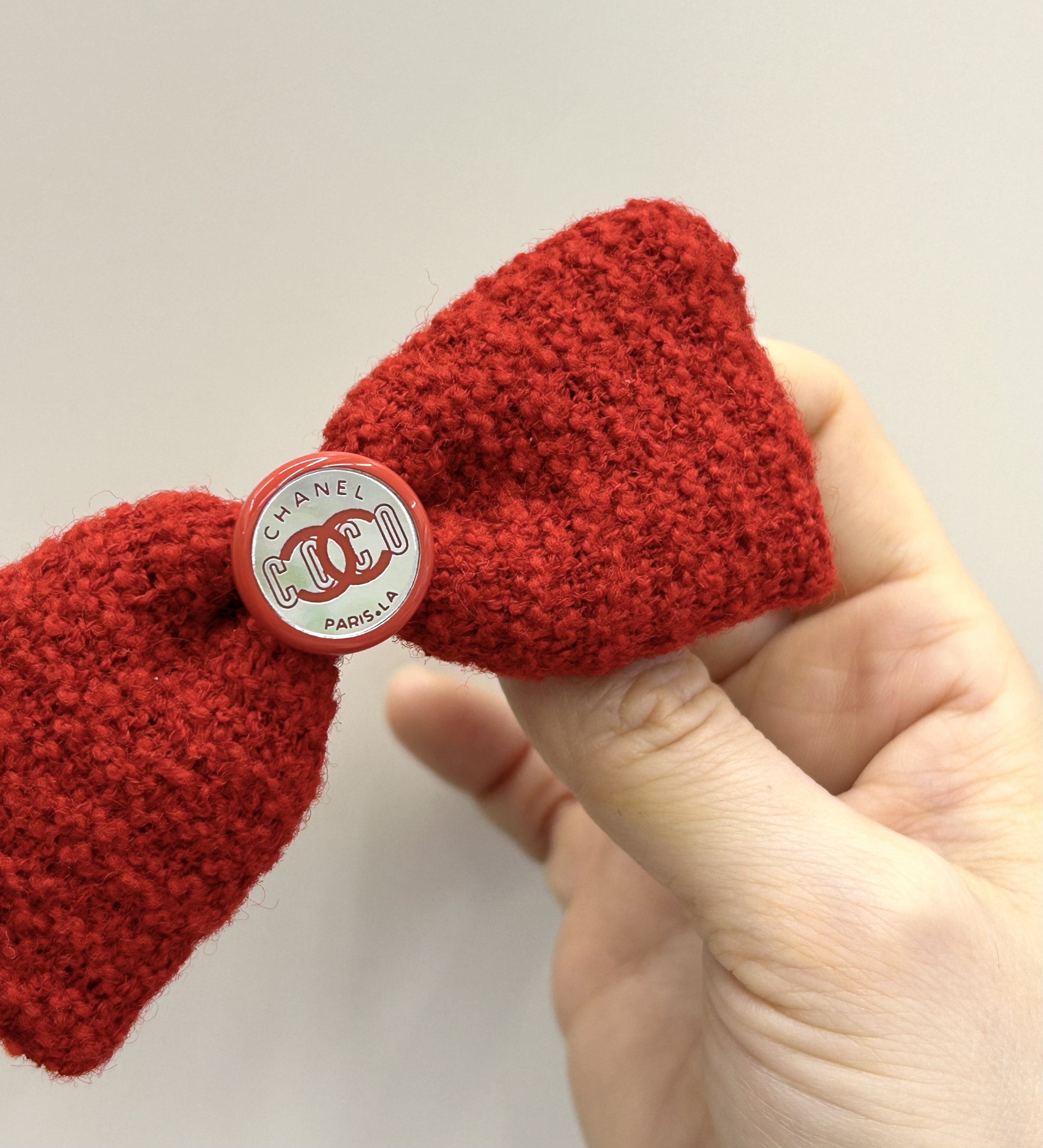 CHANEL red tweed ribbon & mirror button hair clip no.74
