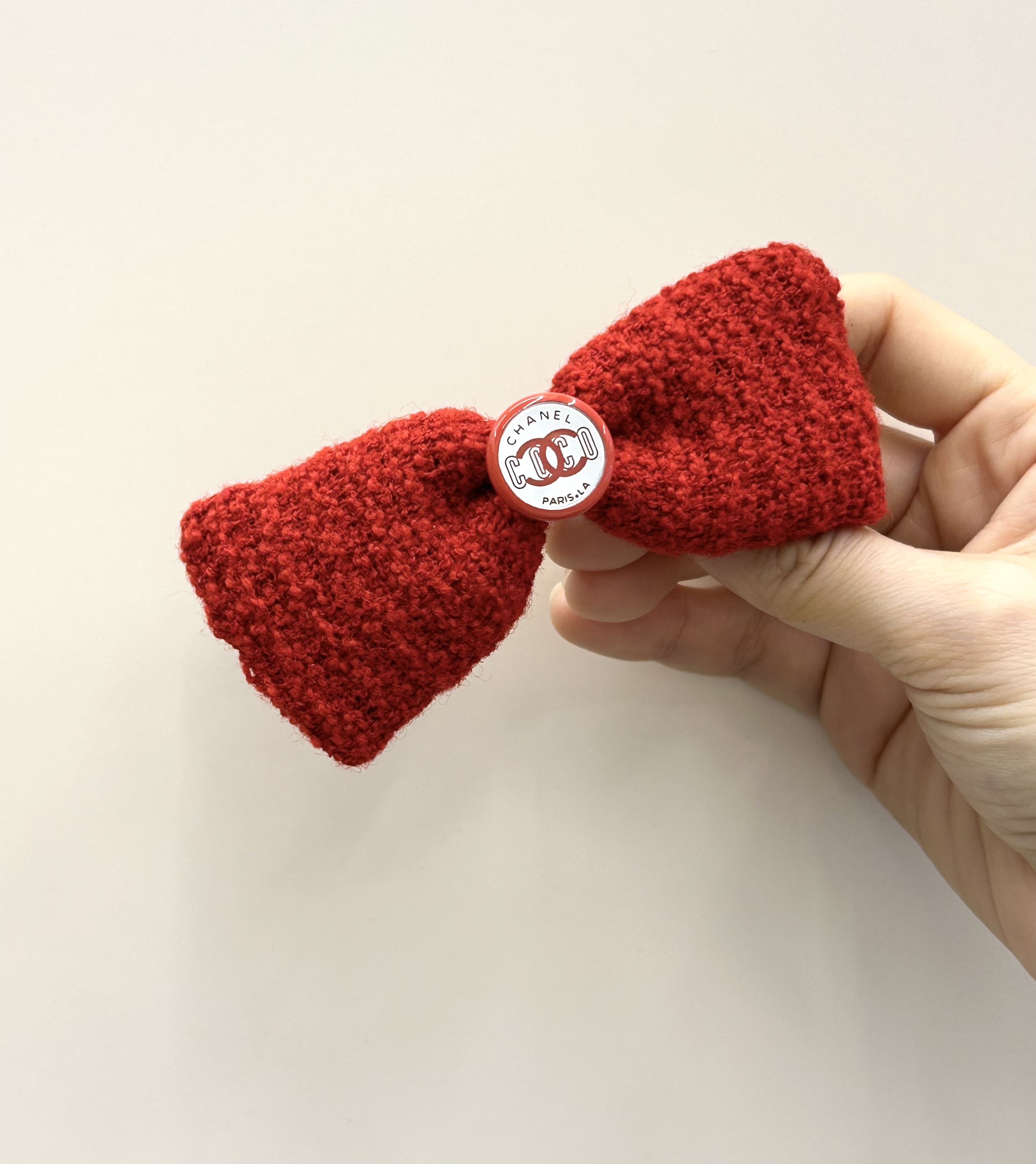 CHANEL red tweed ribbon & mirror button hair clip no.74
