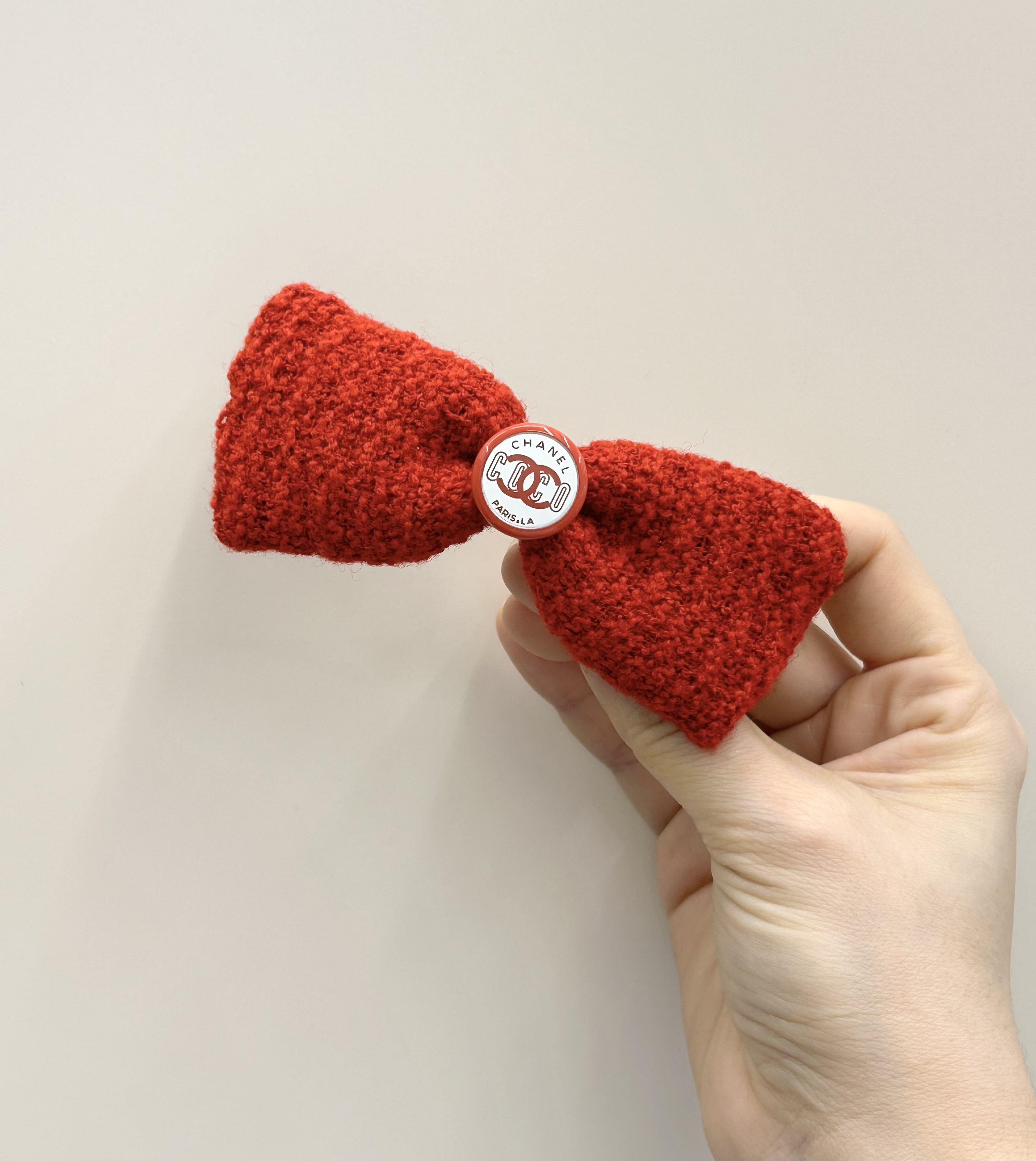 CHANEL red tweed ribbon & mirror button hair clip no.74