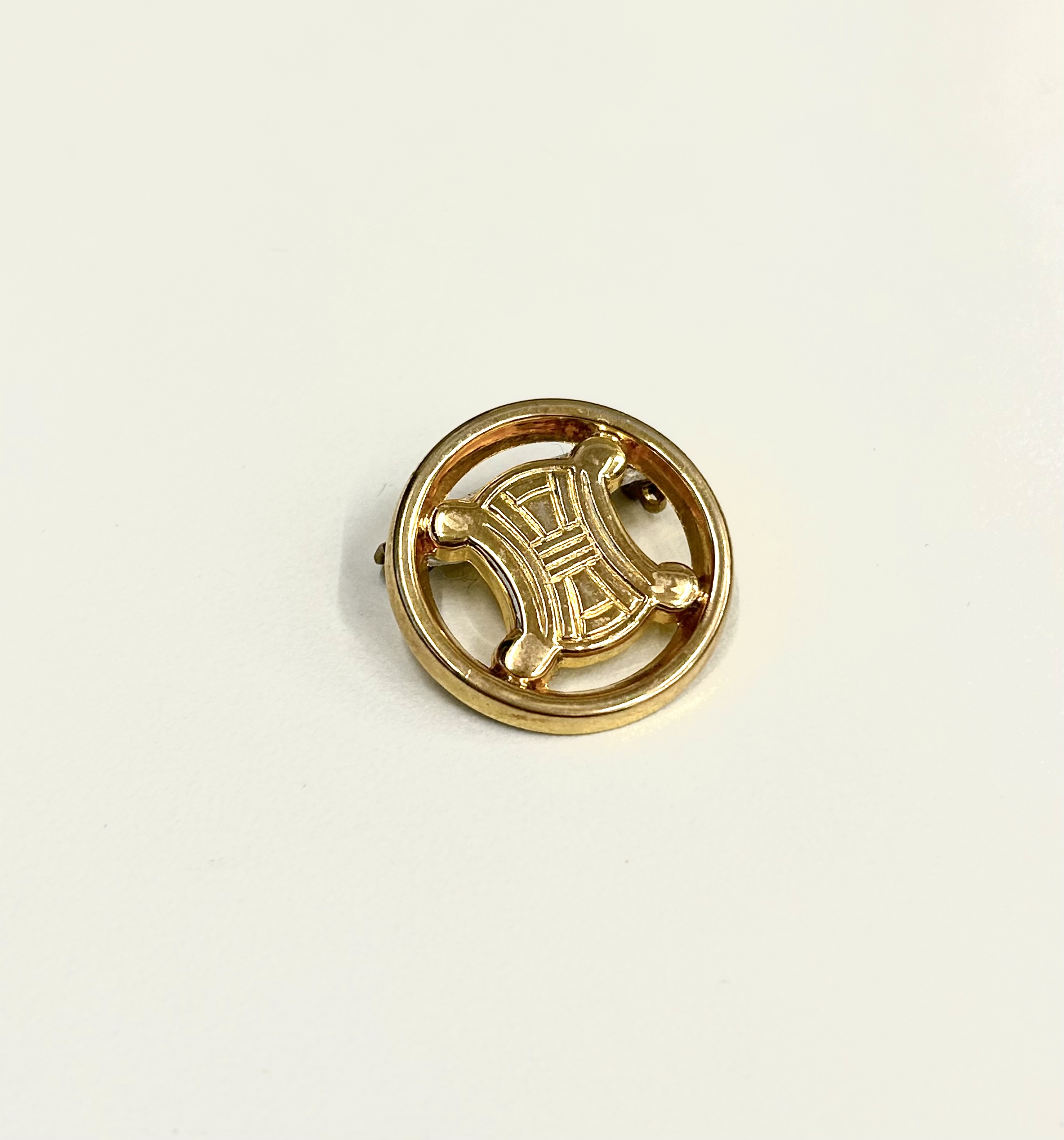 CELINE triomphe button no.105