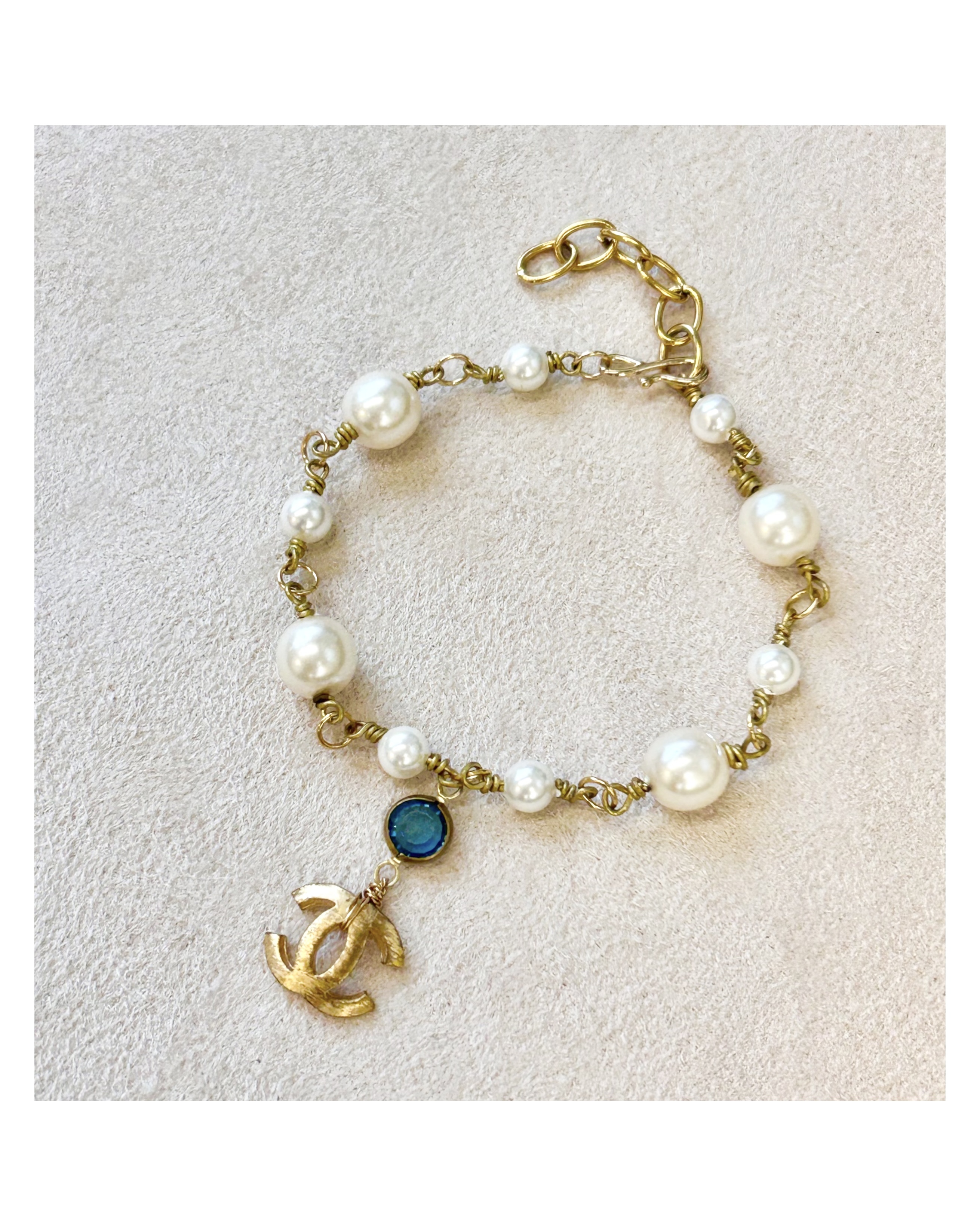 vintage CHANEL CC earring objet pearl bracelet