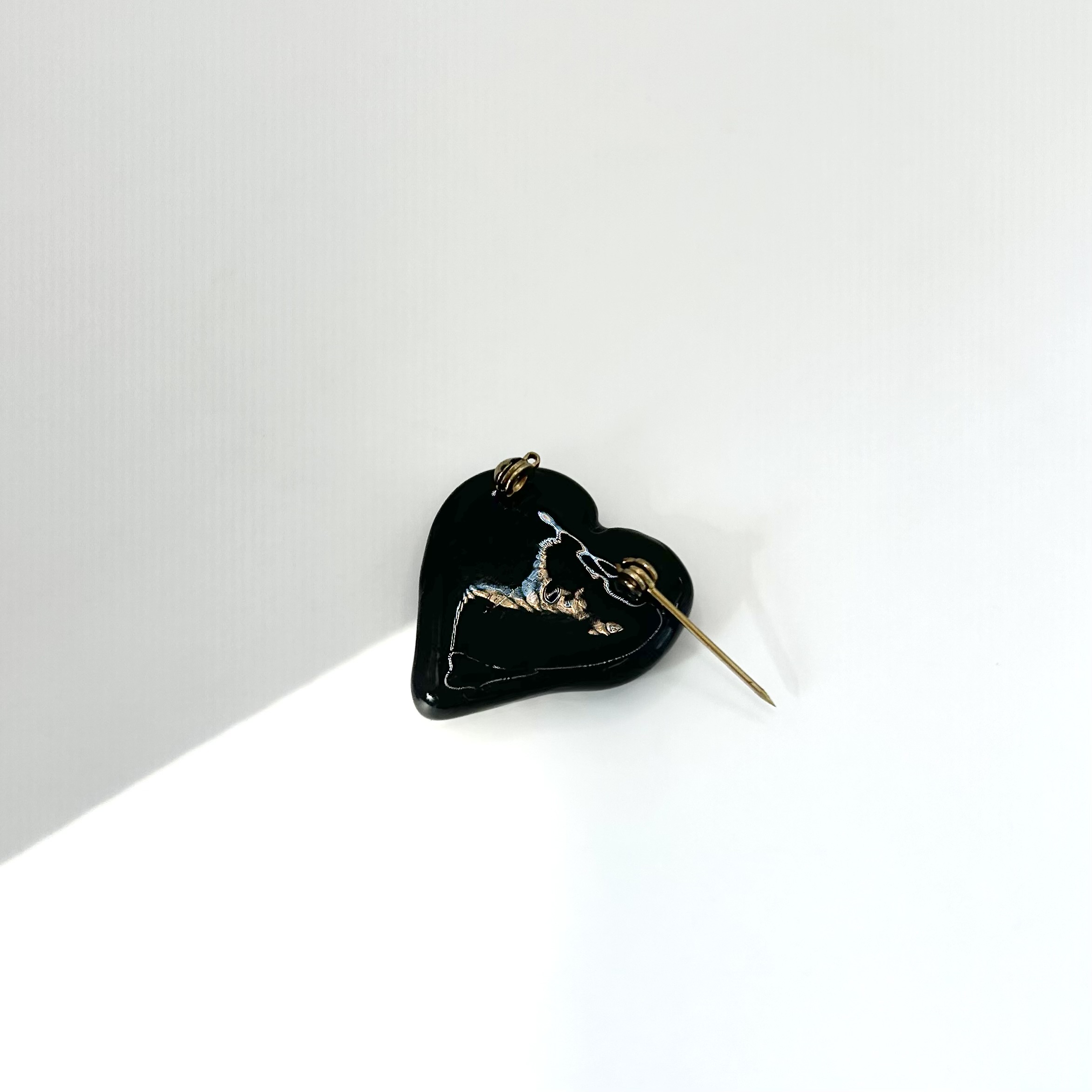 CHANEL heart dot silk brooch no.58