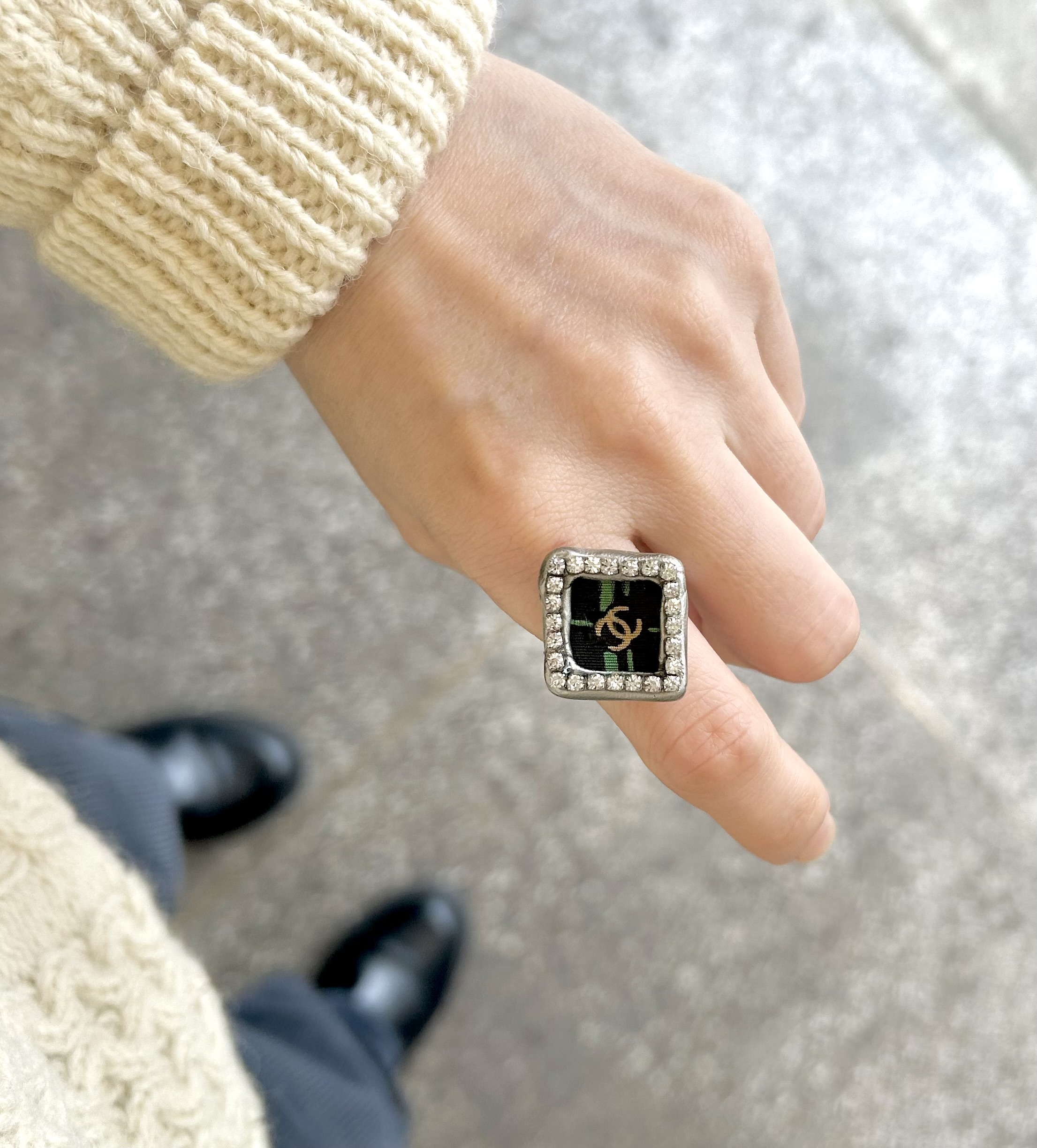 CHANEL green stripe CC cubic ring no.59