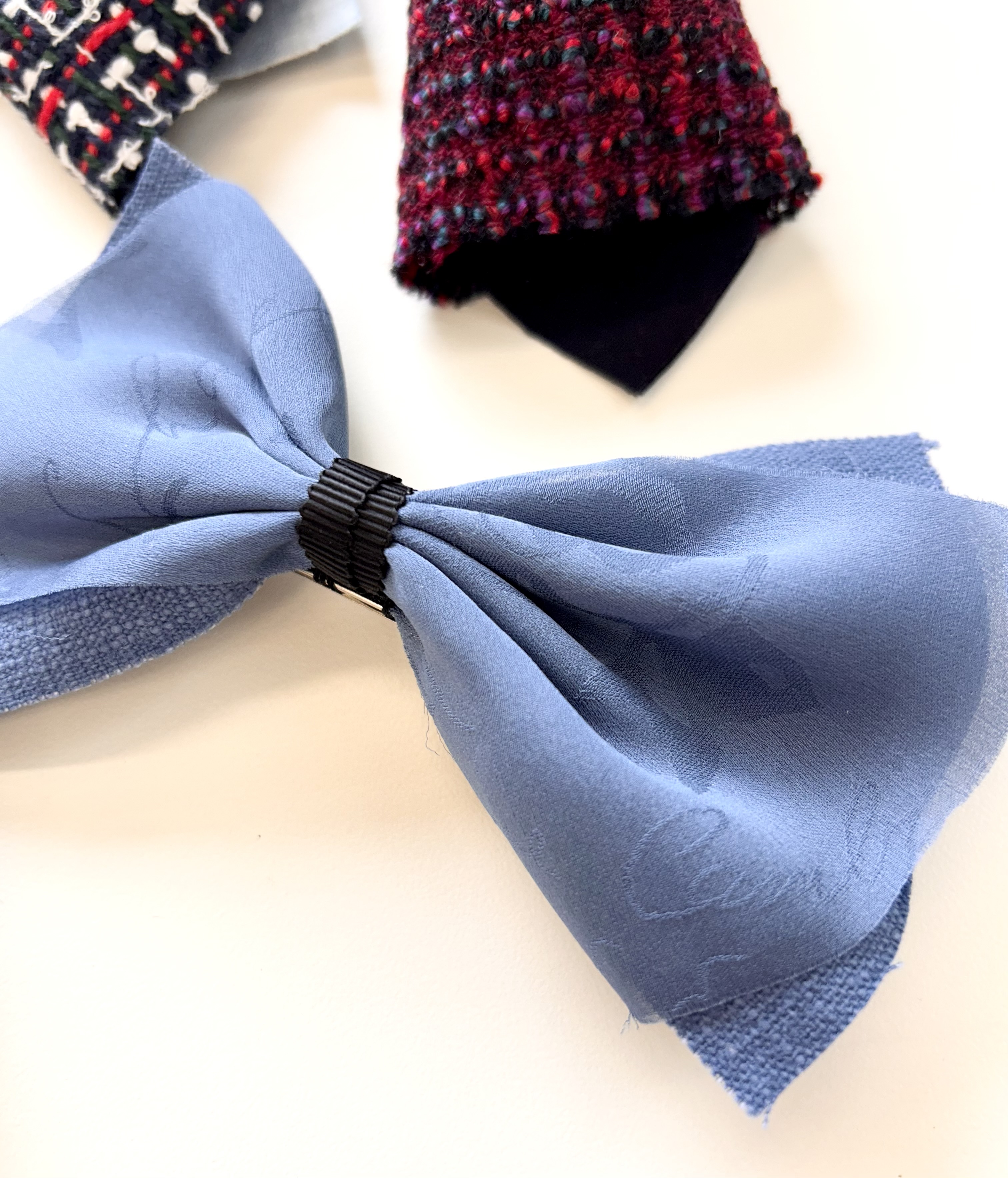 CHANEL spare fabric ribbon hair clip no.75