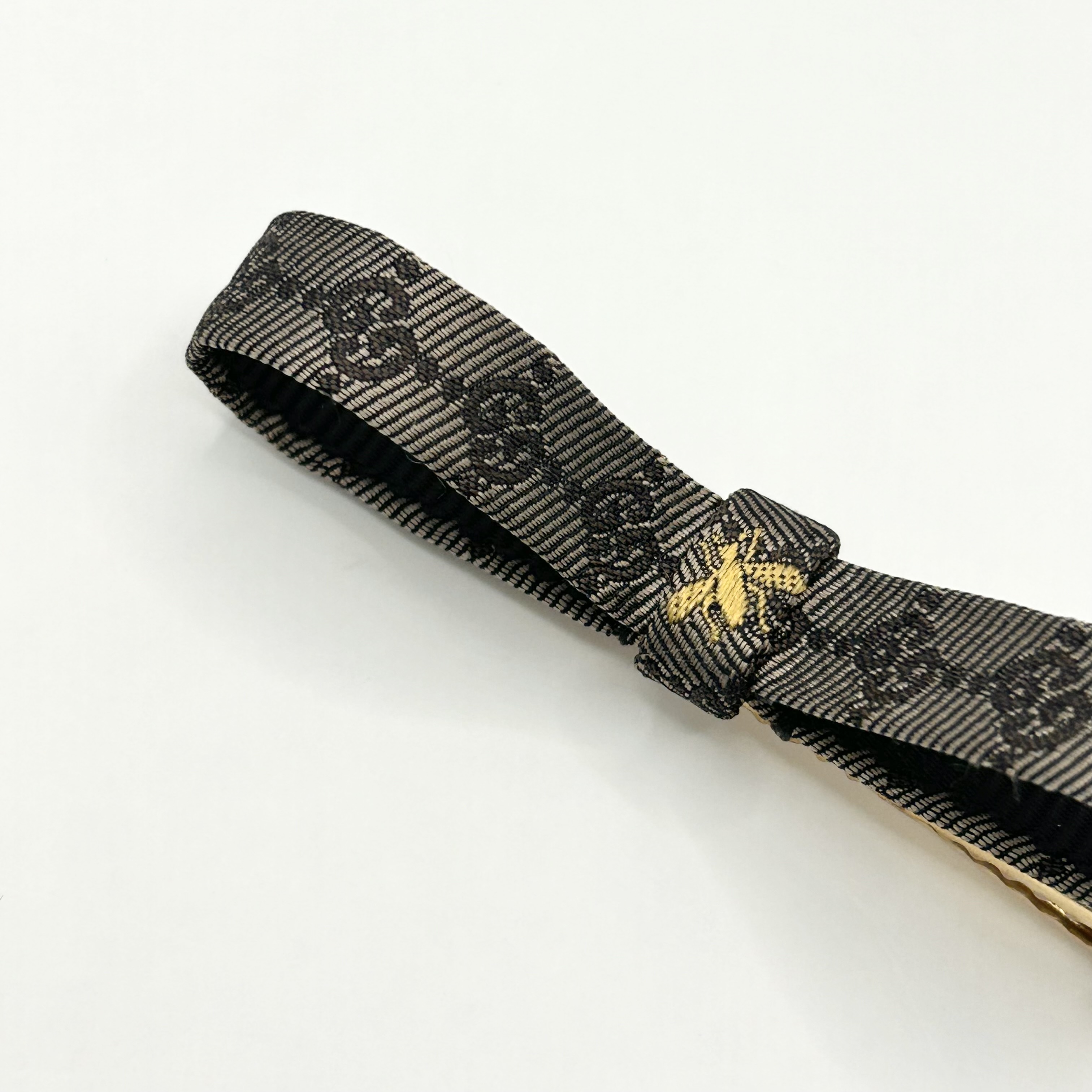GG bee silk ribbon hair clip no.81