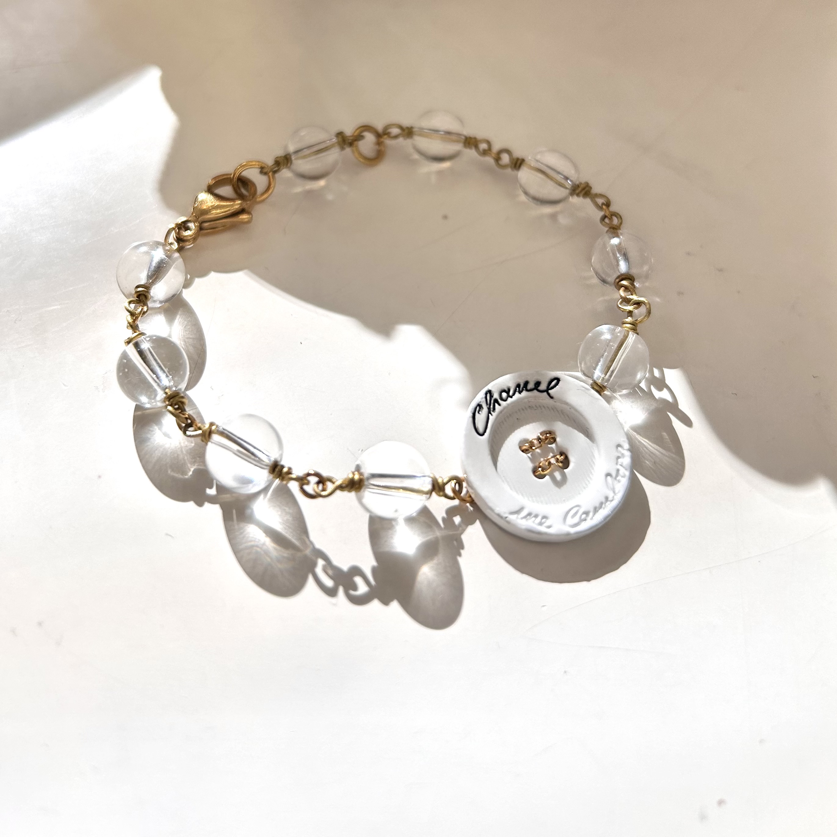CHANEL button no.119
