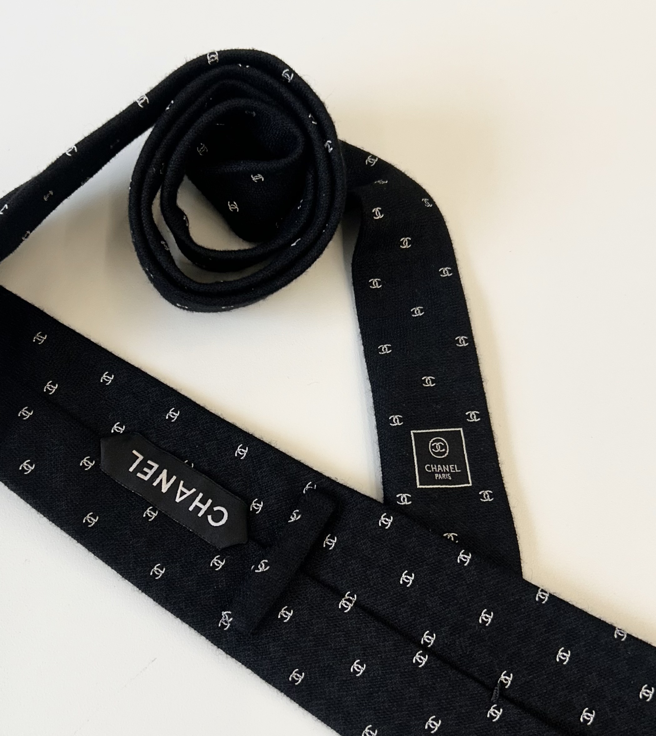 CHANEL silk cashmere cc hair band no.85