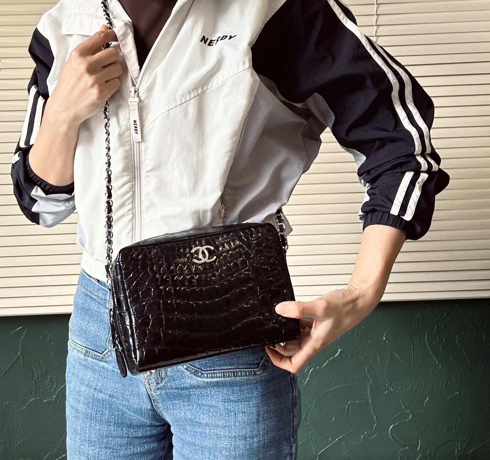 GENUINE vintage crocodile bag X CHANEL hanger CC objet no.43