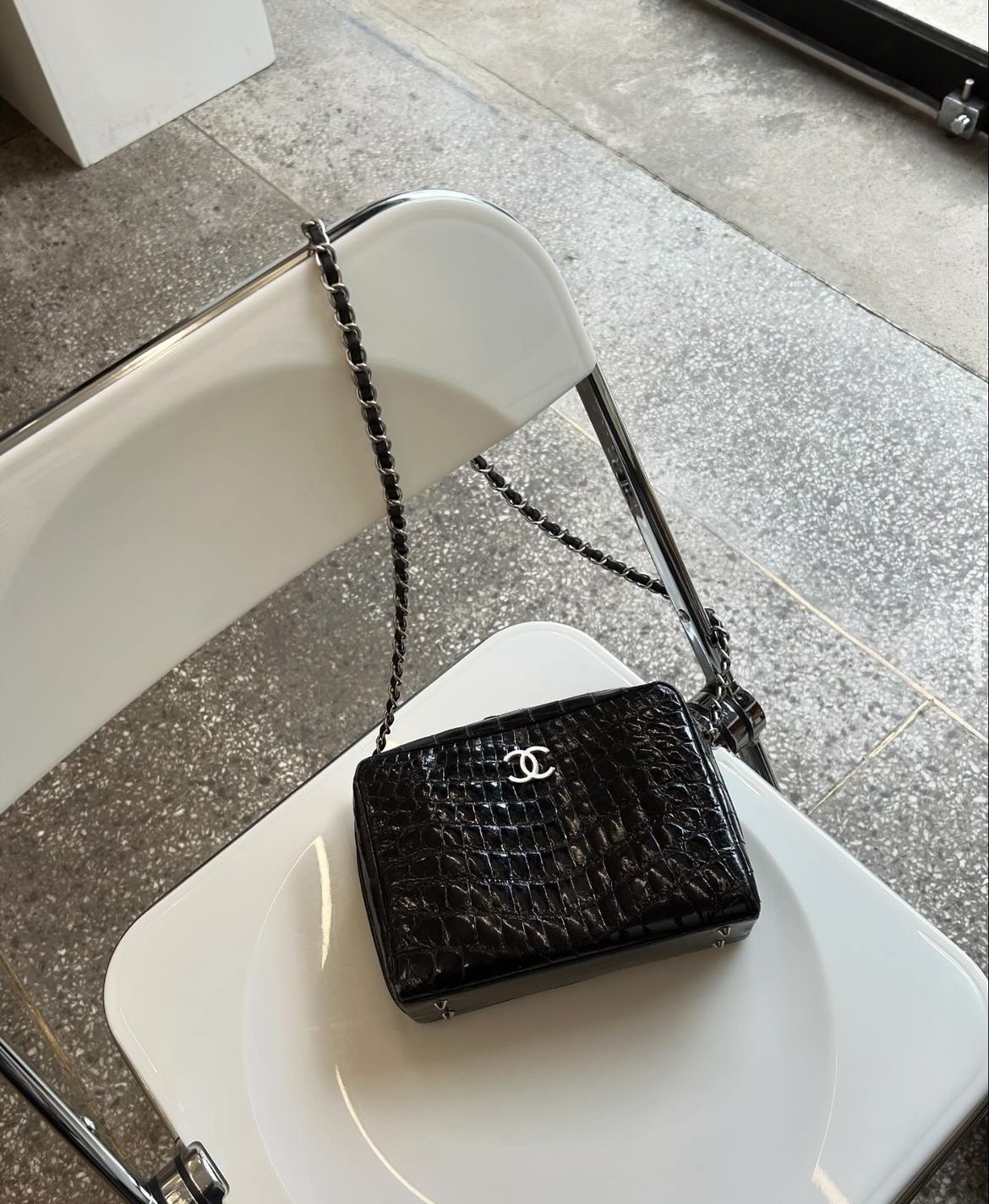 GENUINE vintage crocodile bag X CHANEL hanger CC objet no.43