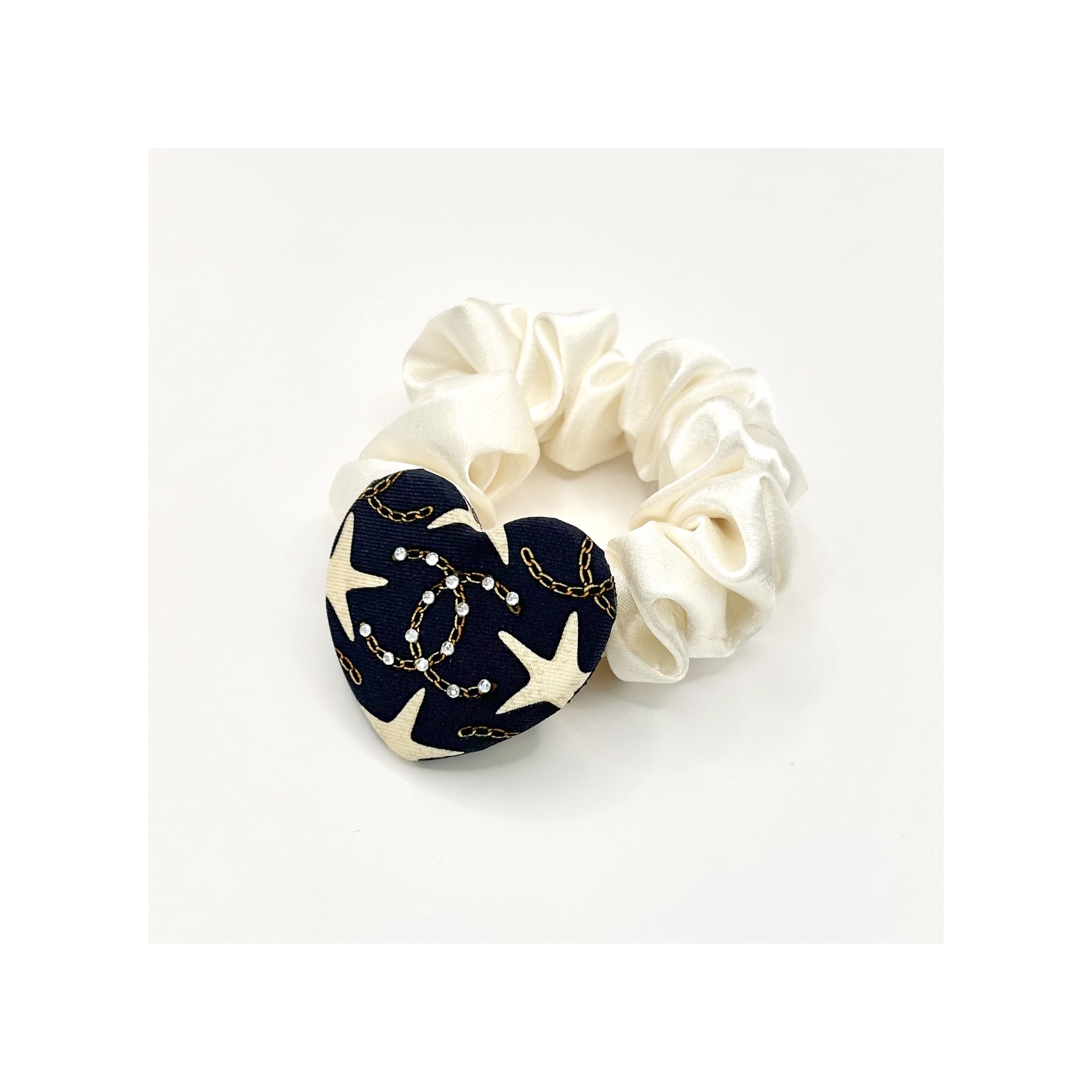 CHANEL navy silk CC heart brooch no.60