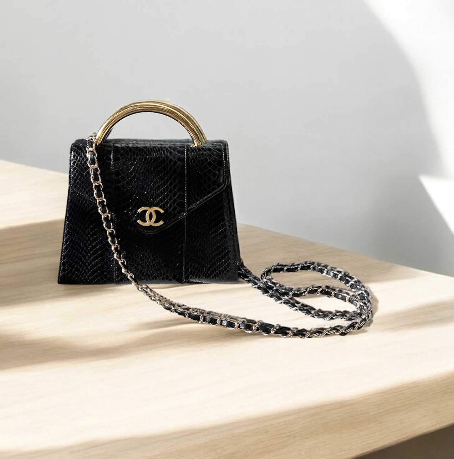 GENUINE vintage snake skin bag X CHANEL hanger CC objet no.44