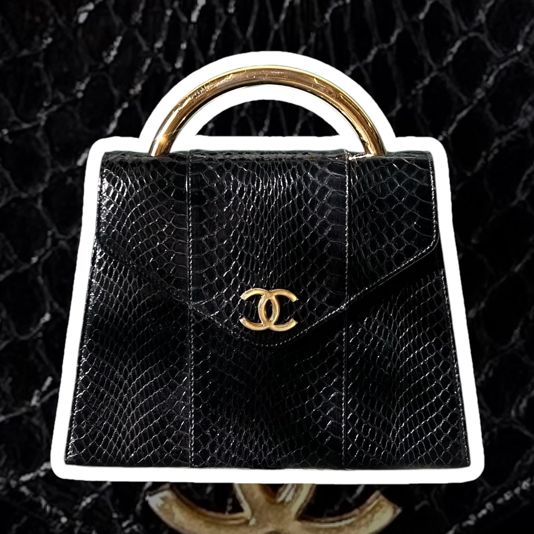 GENUINE vintage snake skin bag X CHANEL hanger CC objet no.44